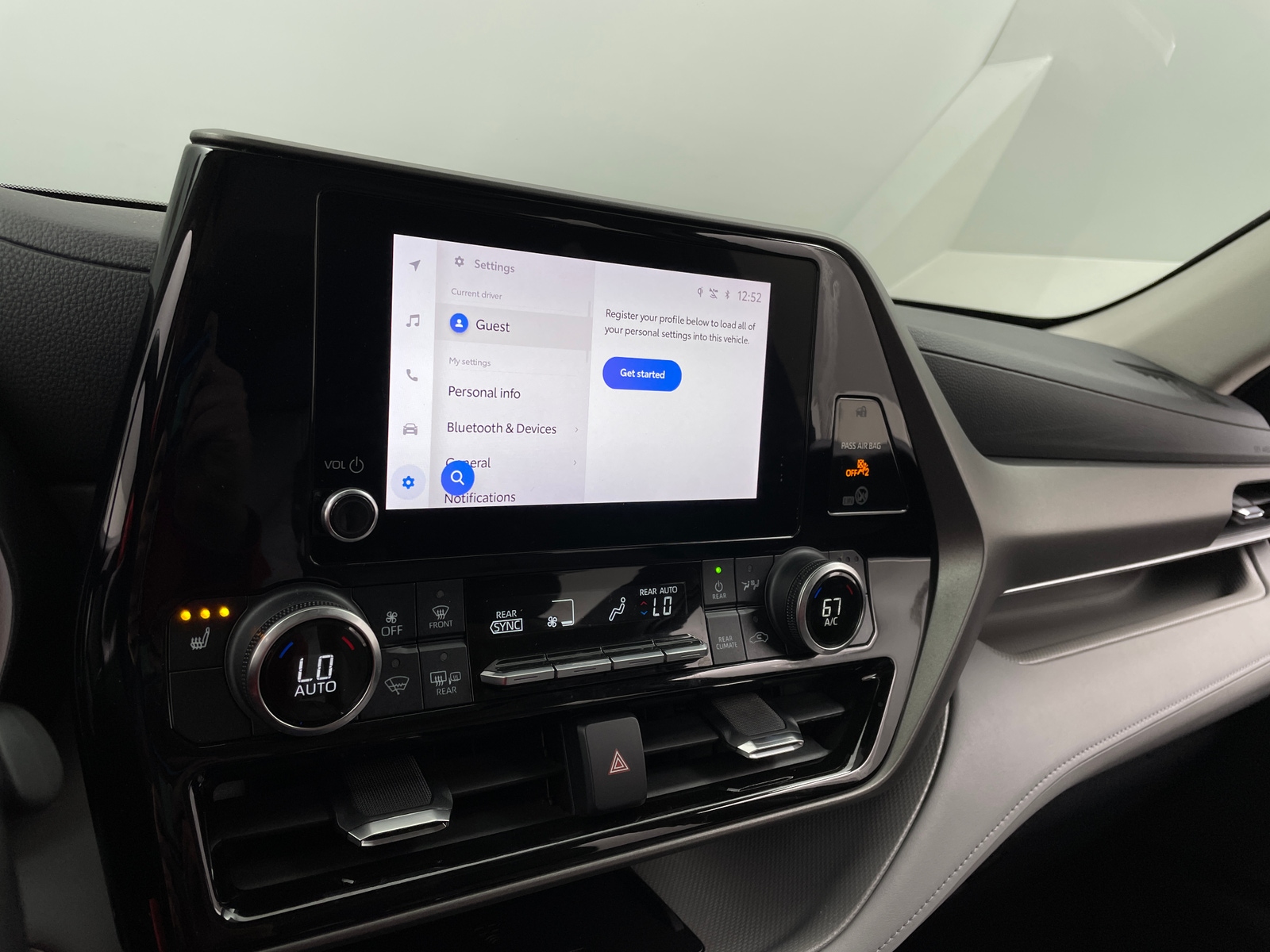 Thumbnail: 2023 Toyota Highlander - 3