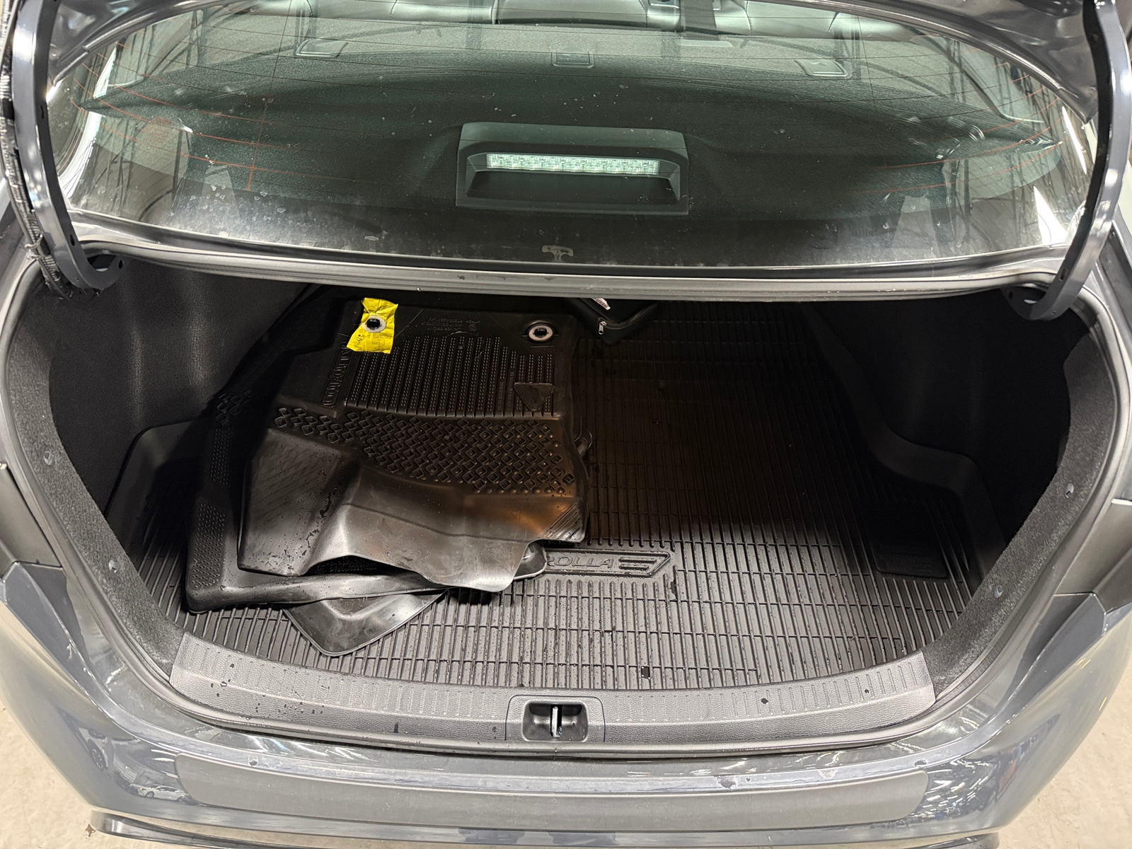 Thumbnail: 2023 Toyota Corolla - 7