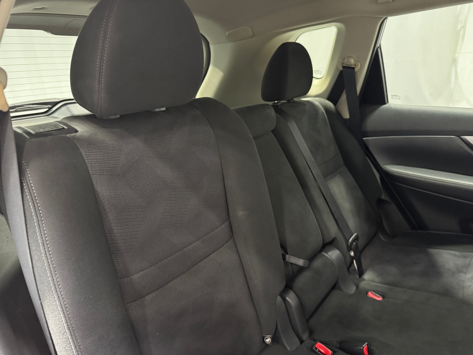 Thumbnail: 2015 Nissan Rogue - 6