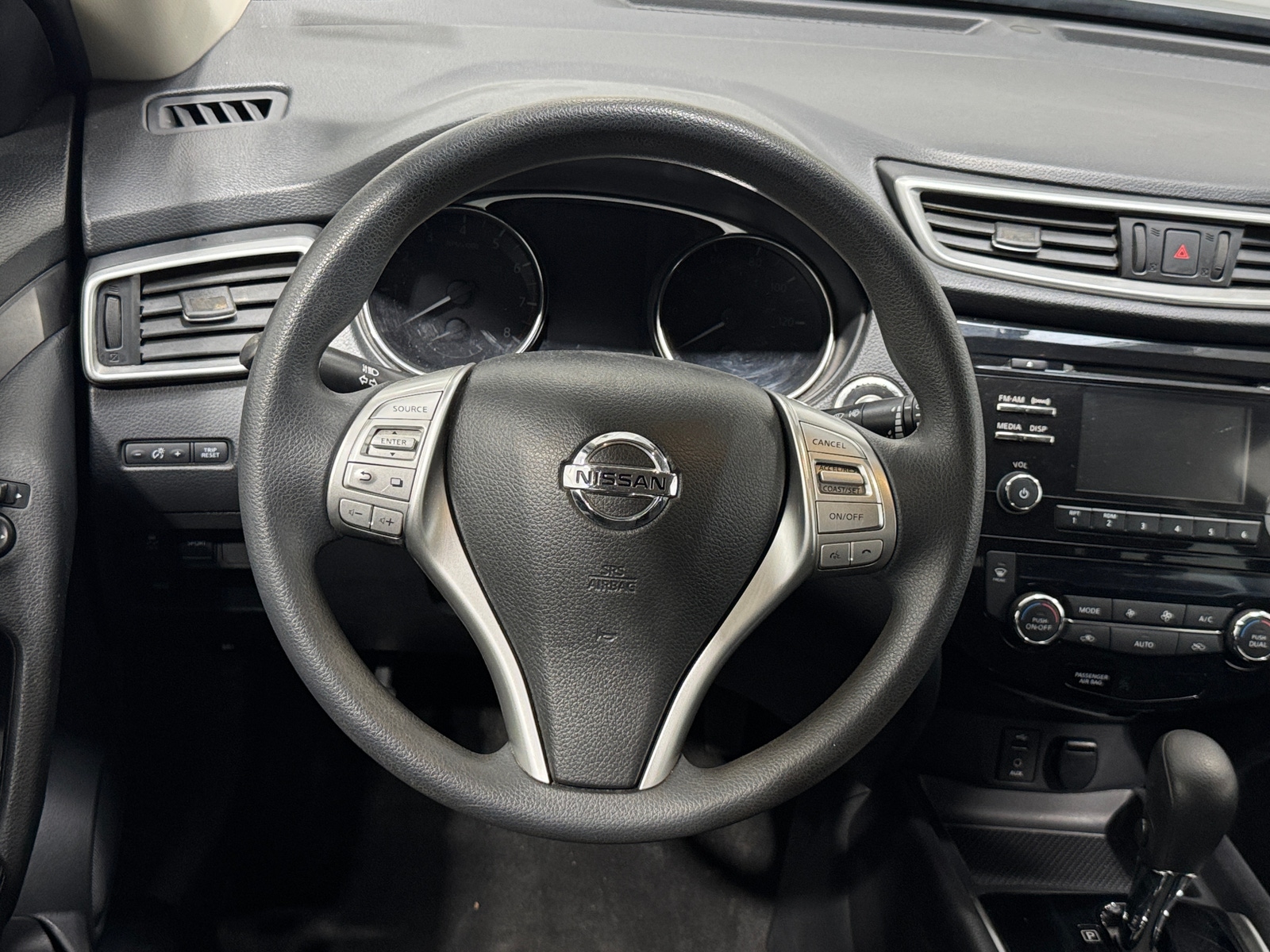 Thumbnail: 2015 Nissan Rogue - 5