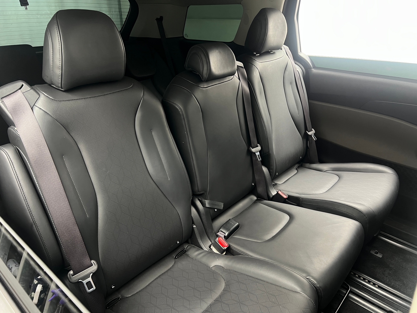 Thumbnail: 2025 Kia Carnival - 5