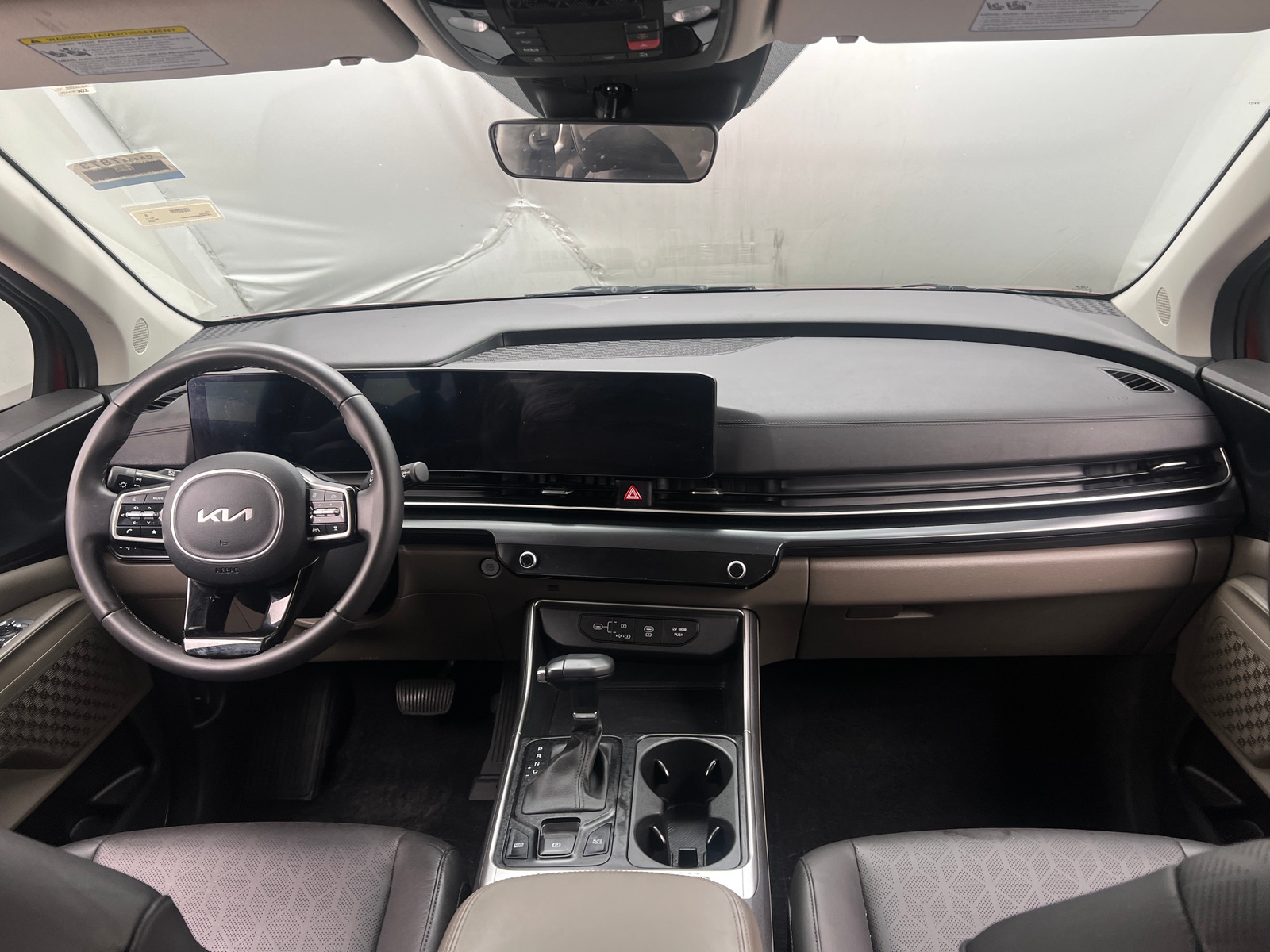 Thumbnail: 2025 Kia Carnival - 2