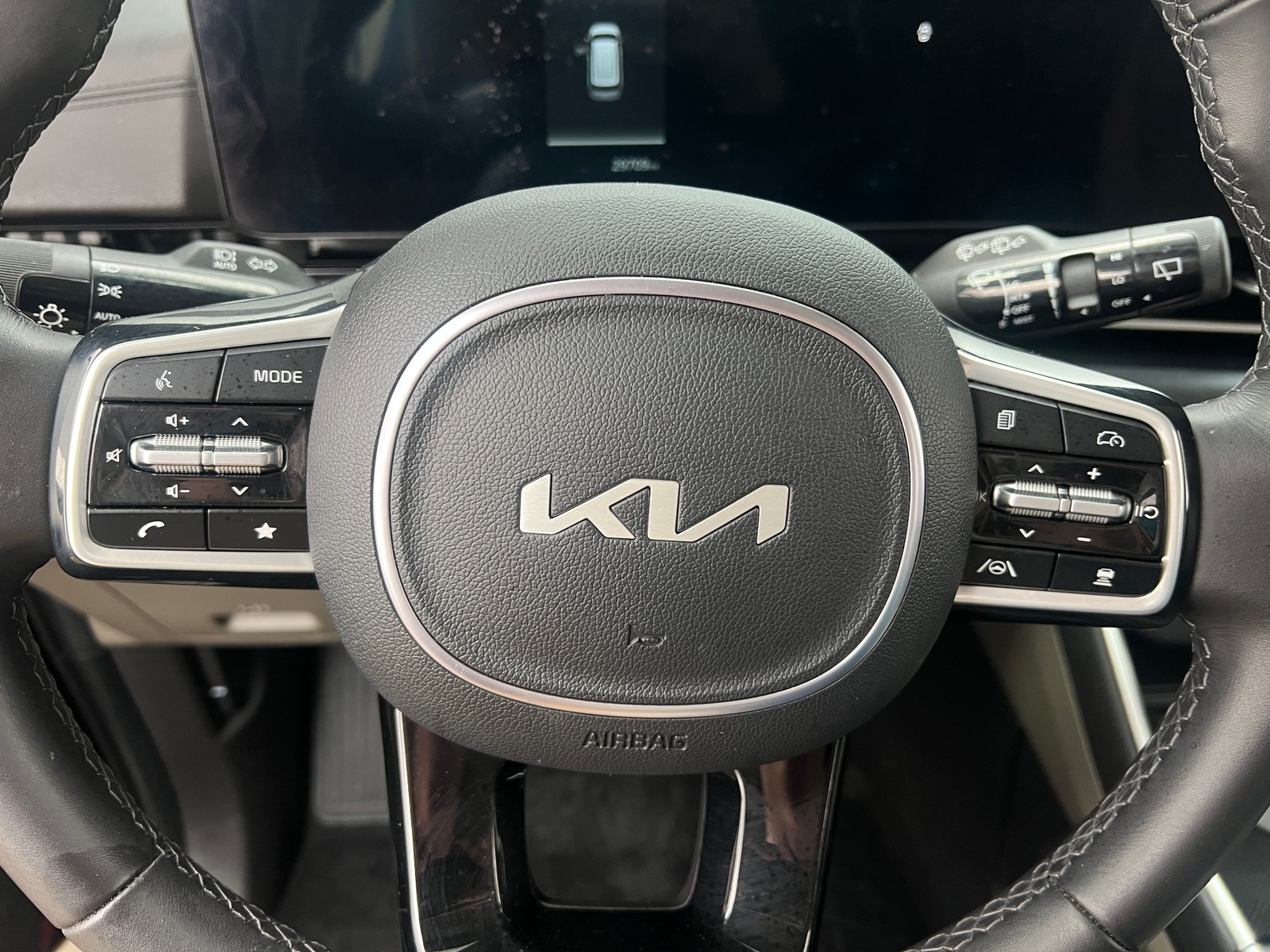 Thumbnail: 2025 Kia Carnival - 4