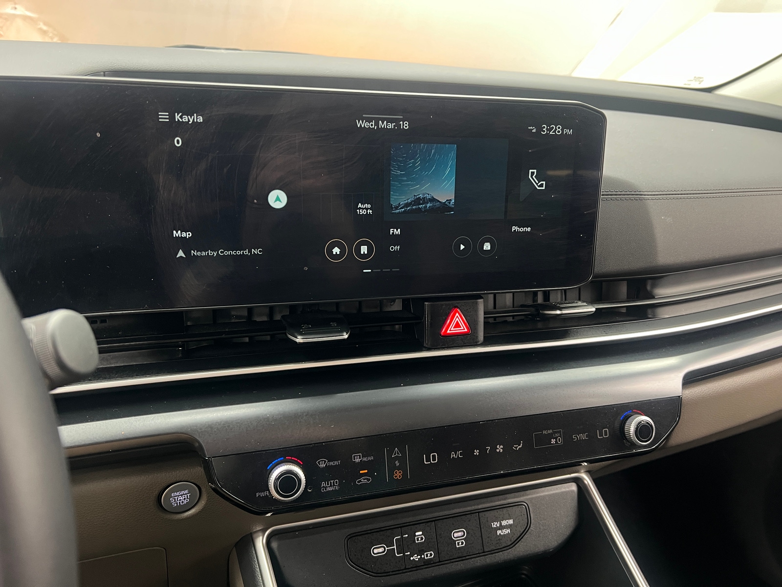 Thumbnail: 2025 Kia Carnival - 3