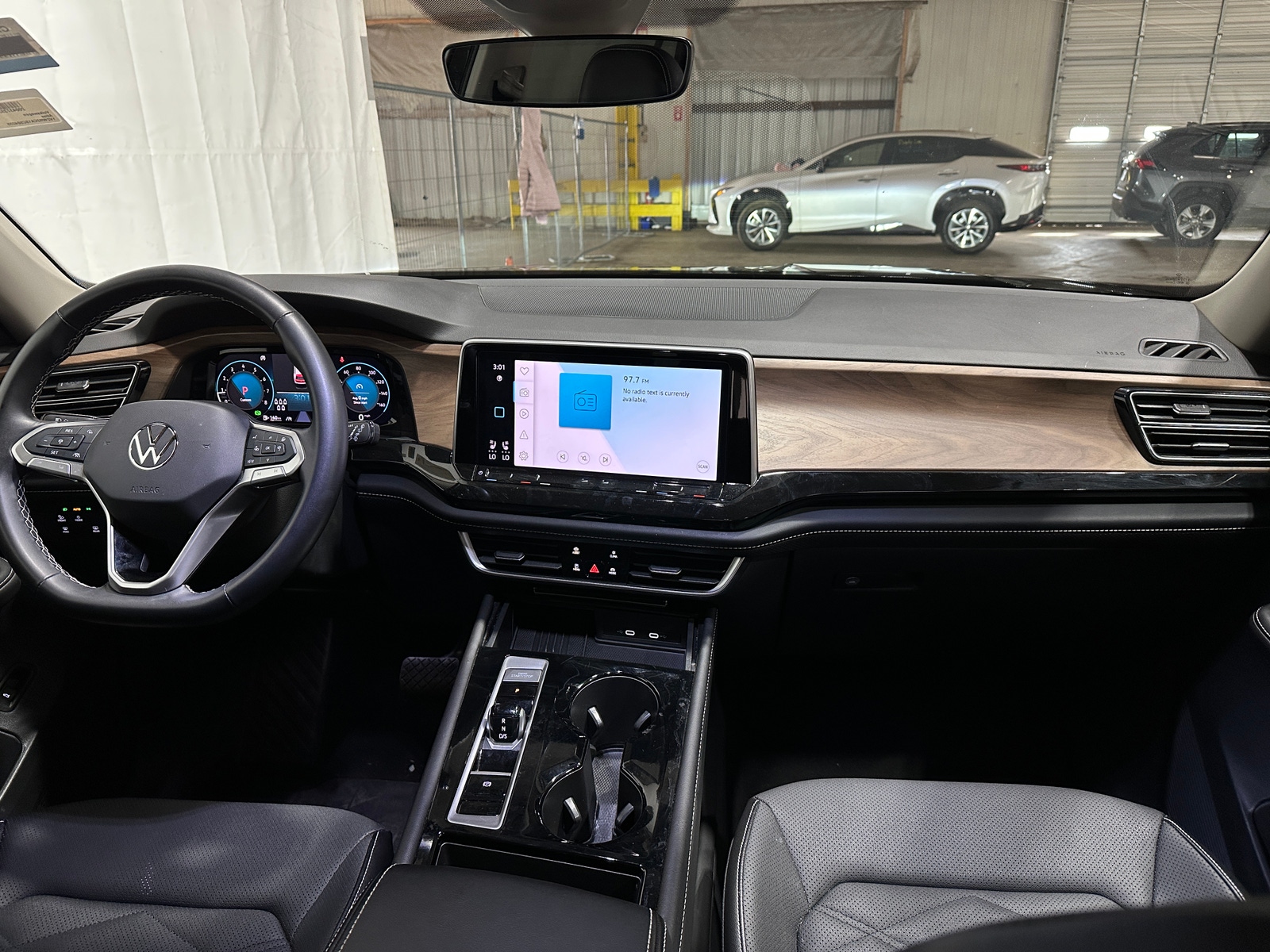 Thumbnail: 2025 Volkswagen Atlas - 2