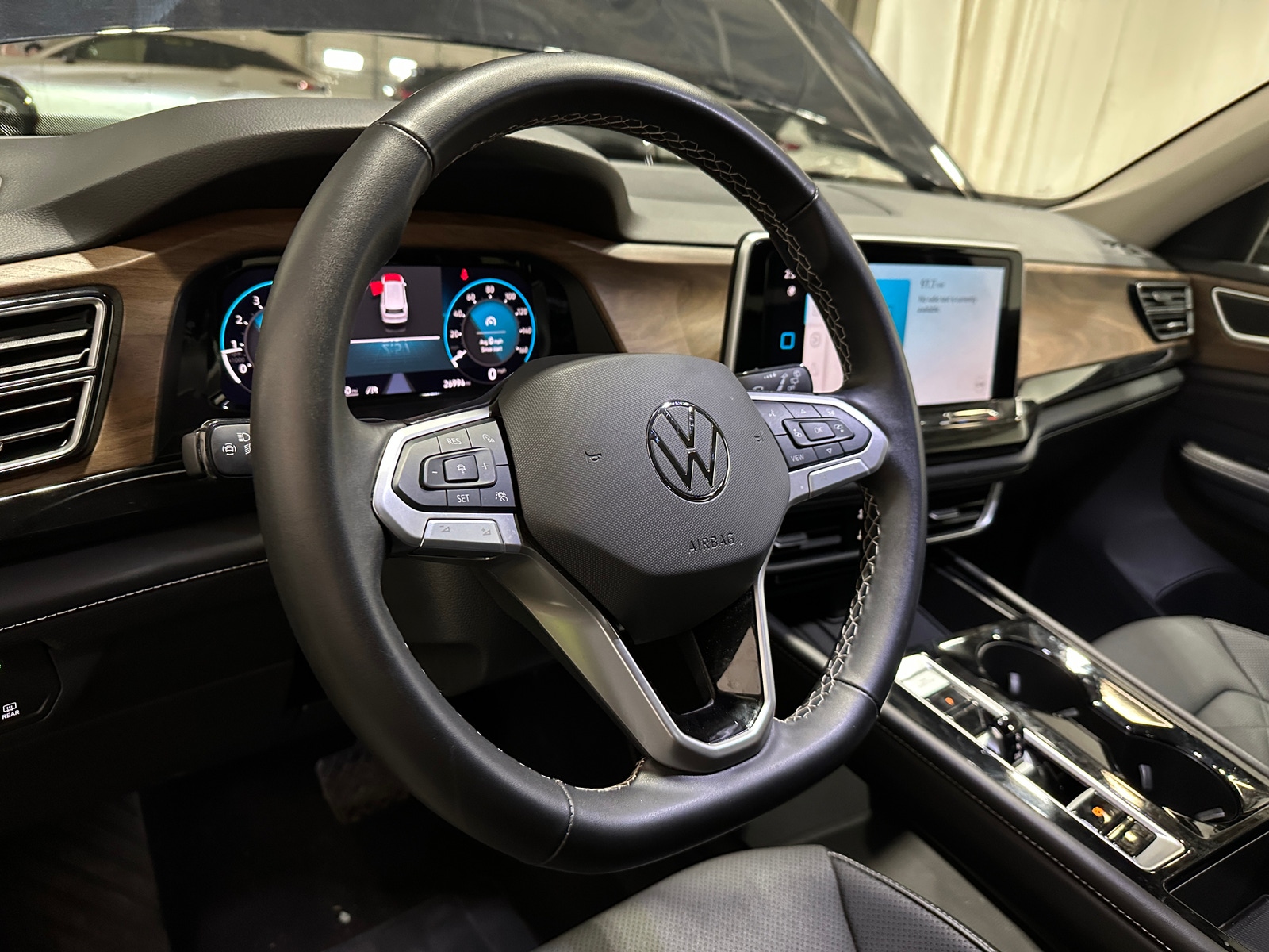 Thumbnail: 2025 Volkswagen Atlas - 4