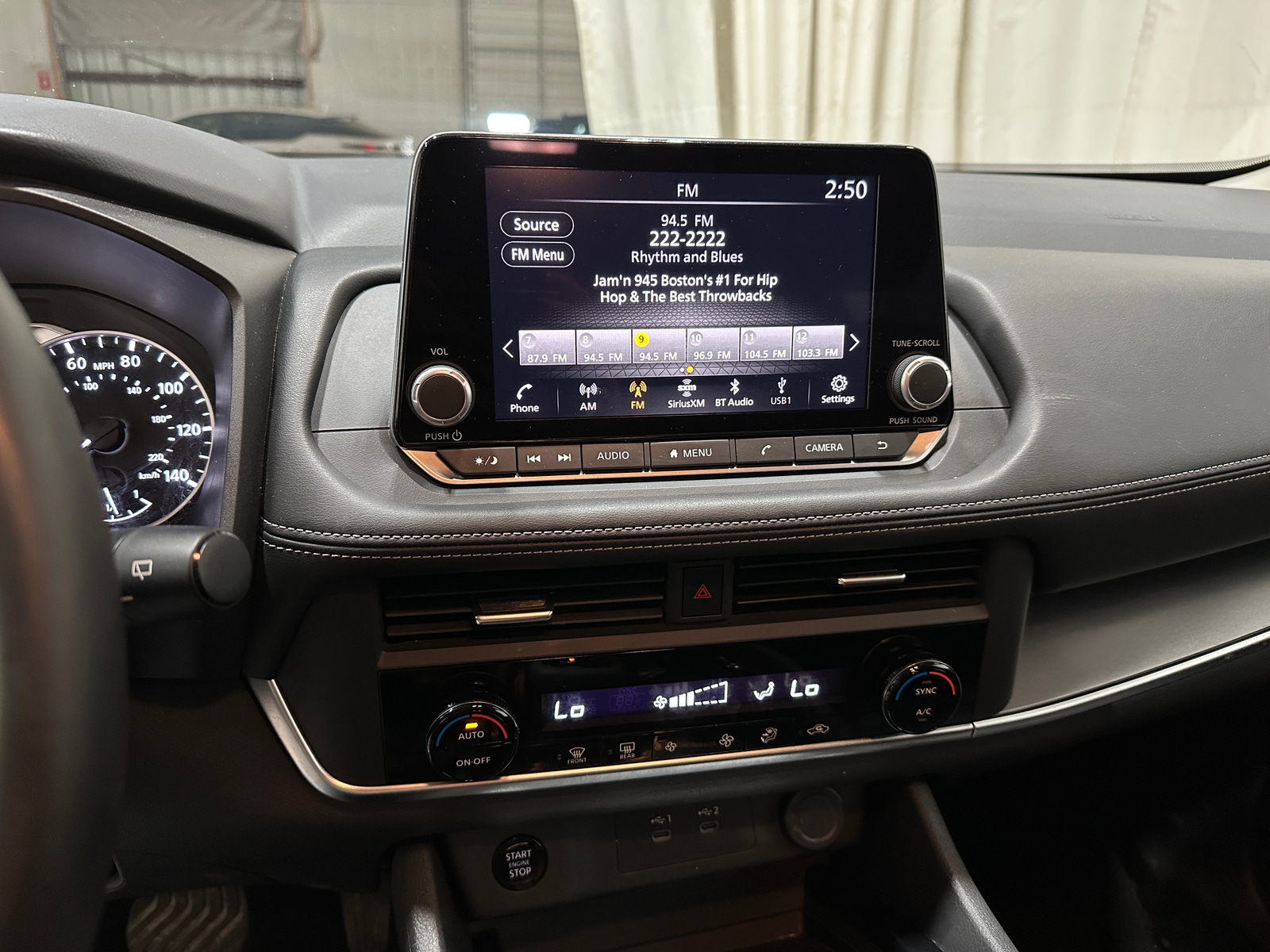 Thumbnail: 2025 Nissan Rogue - 4