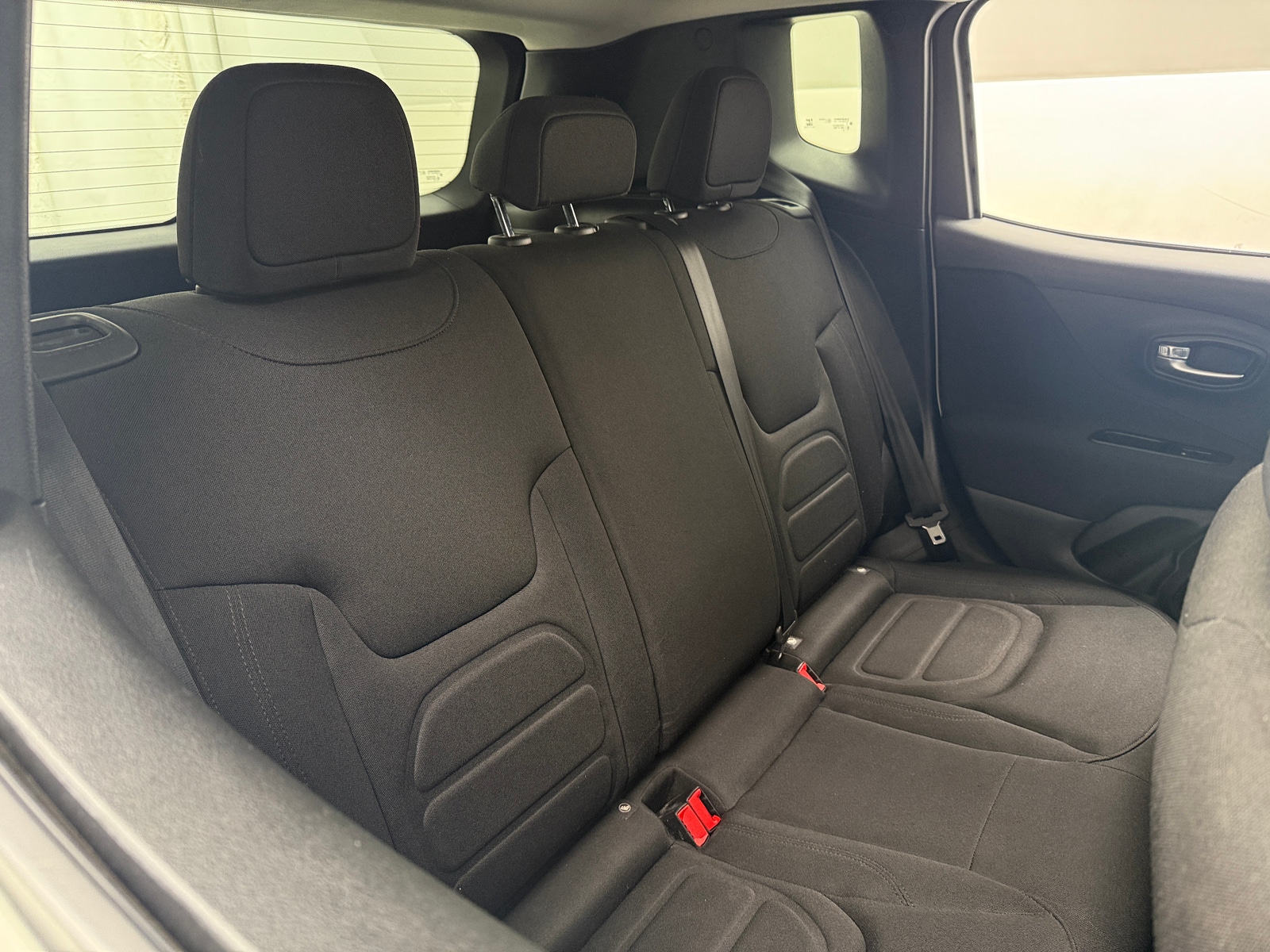 Thumbnail: 2021 Jeep Renegade - 6