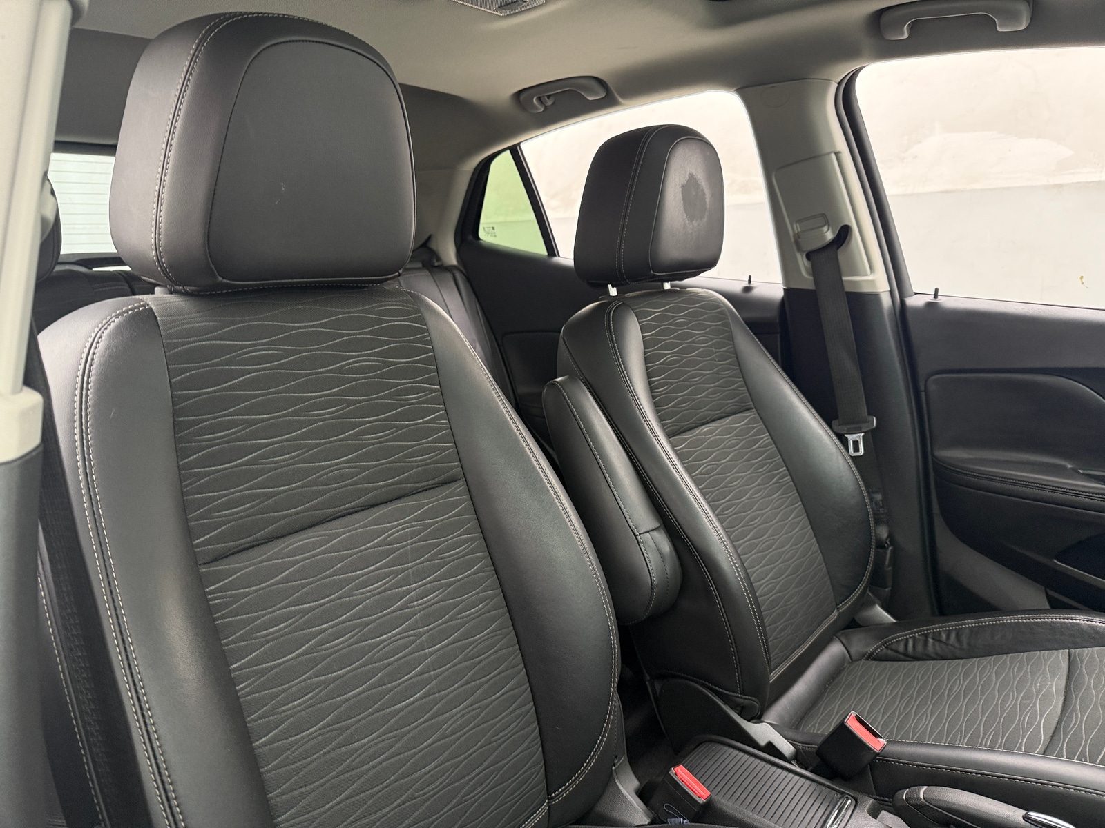 Thumbnail: 2016 Buick Encore - 2