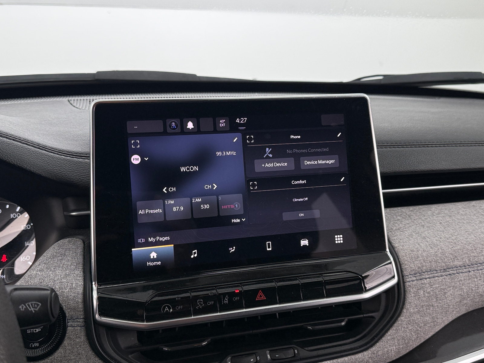 Thumbnail: 2023 Jeep Compass - 4