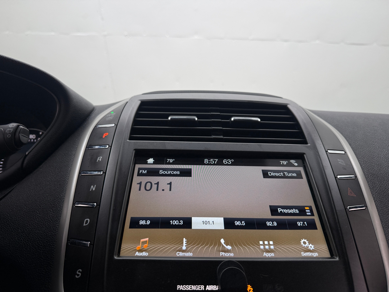 Thumbnail: 2017 Lincoln MKC - 4