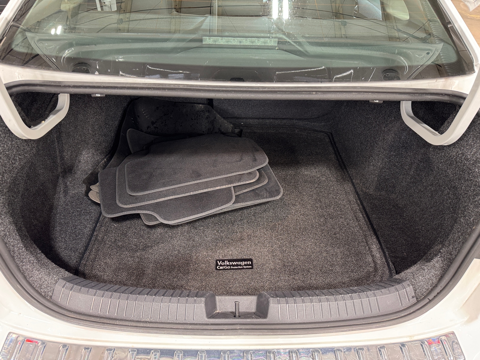 Thumbnail: 2019 Volkswagen Jetta - 6