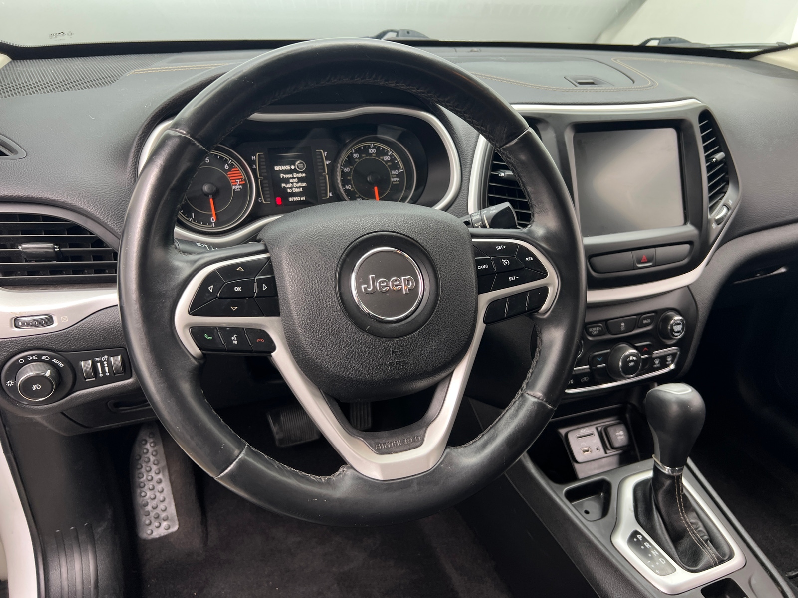 Thumbnail: 2018 Jeep Cherokee - 5