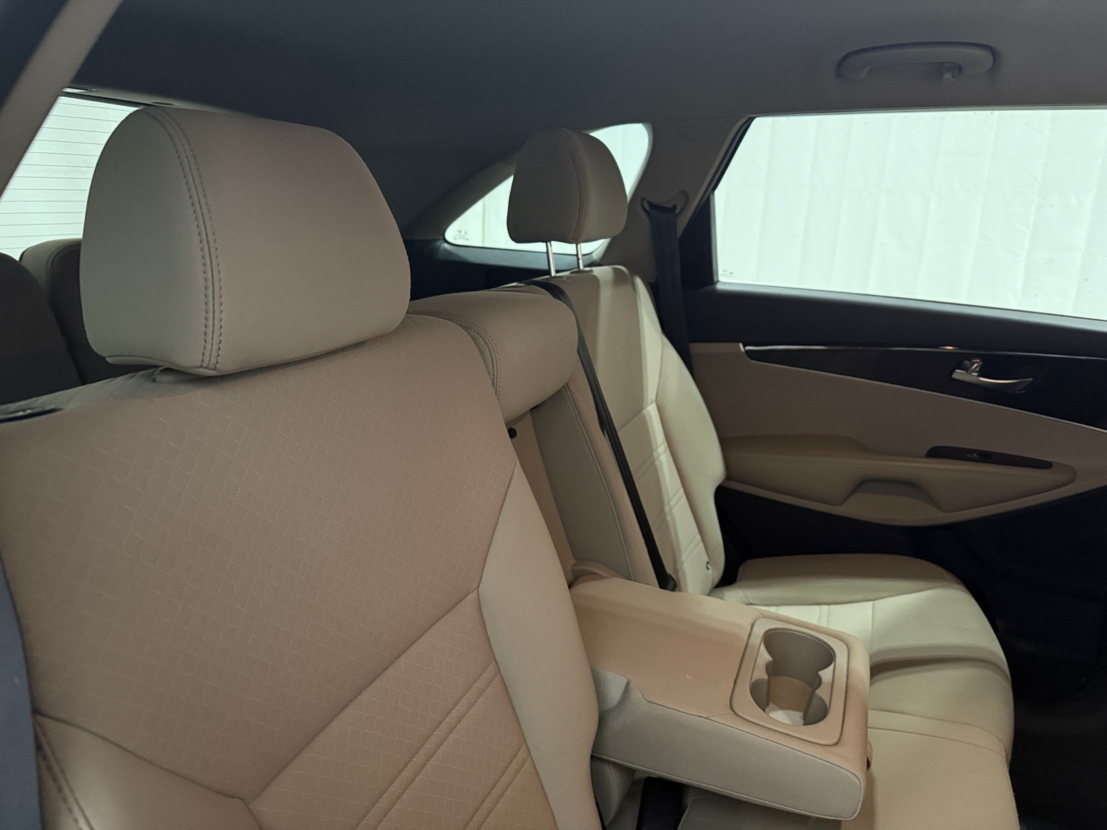 Thumbnail: 2020 Kia Sorento - 6