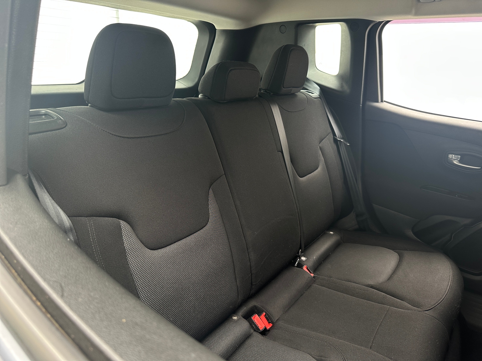 Thumbnail: 2020 Jeep Renegade - 6