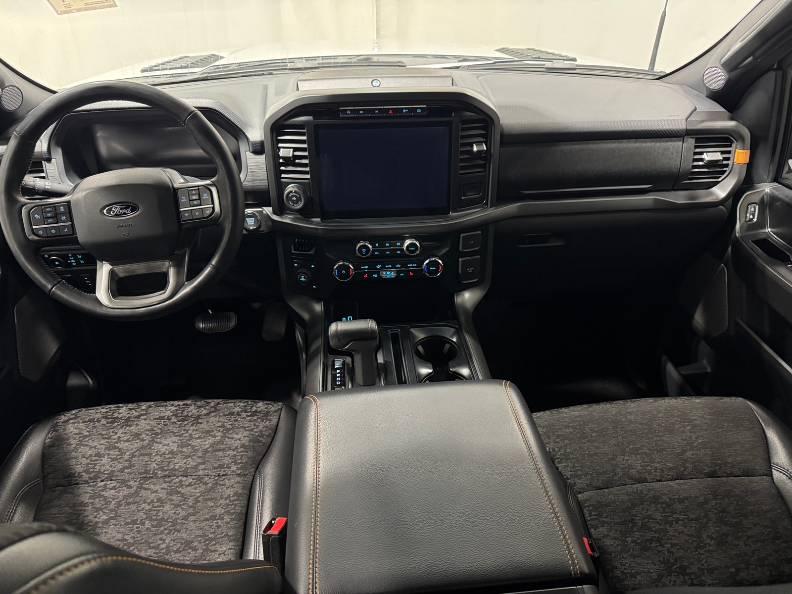 Thumbnail: 2024 Ford Econoline - 3