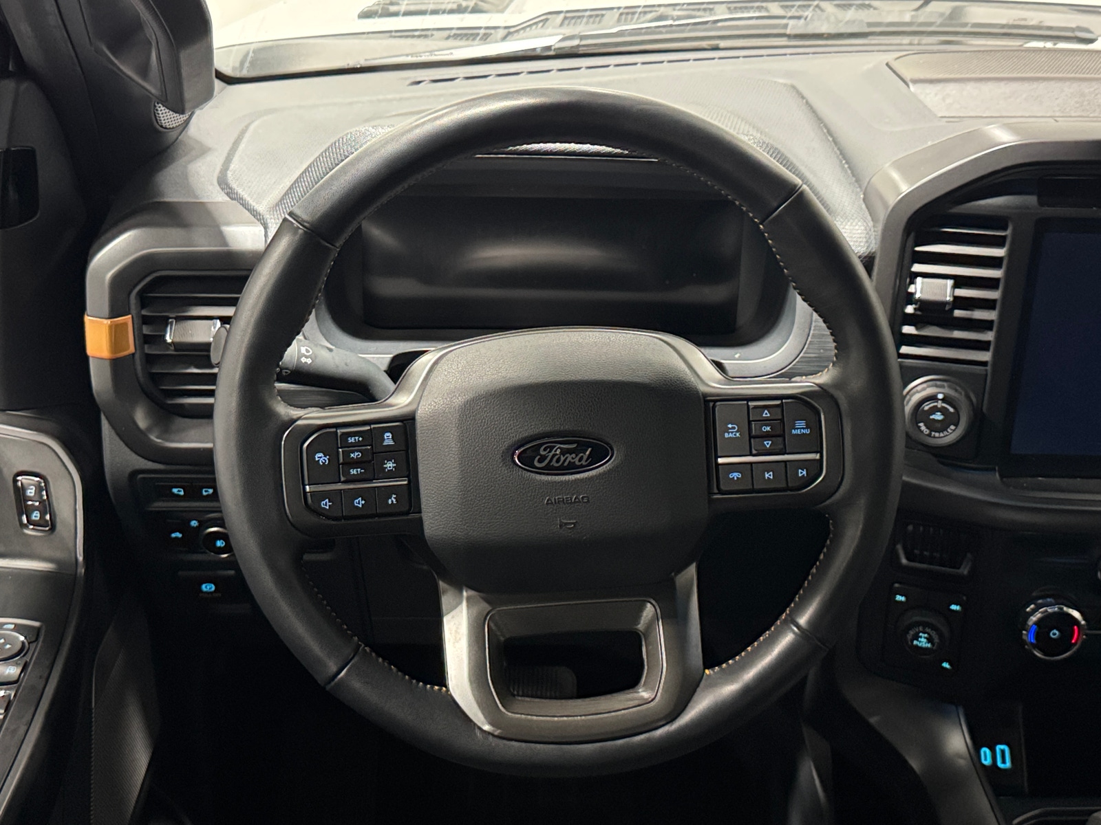 Thumbnail: 2024 Ford Econoline - 5