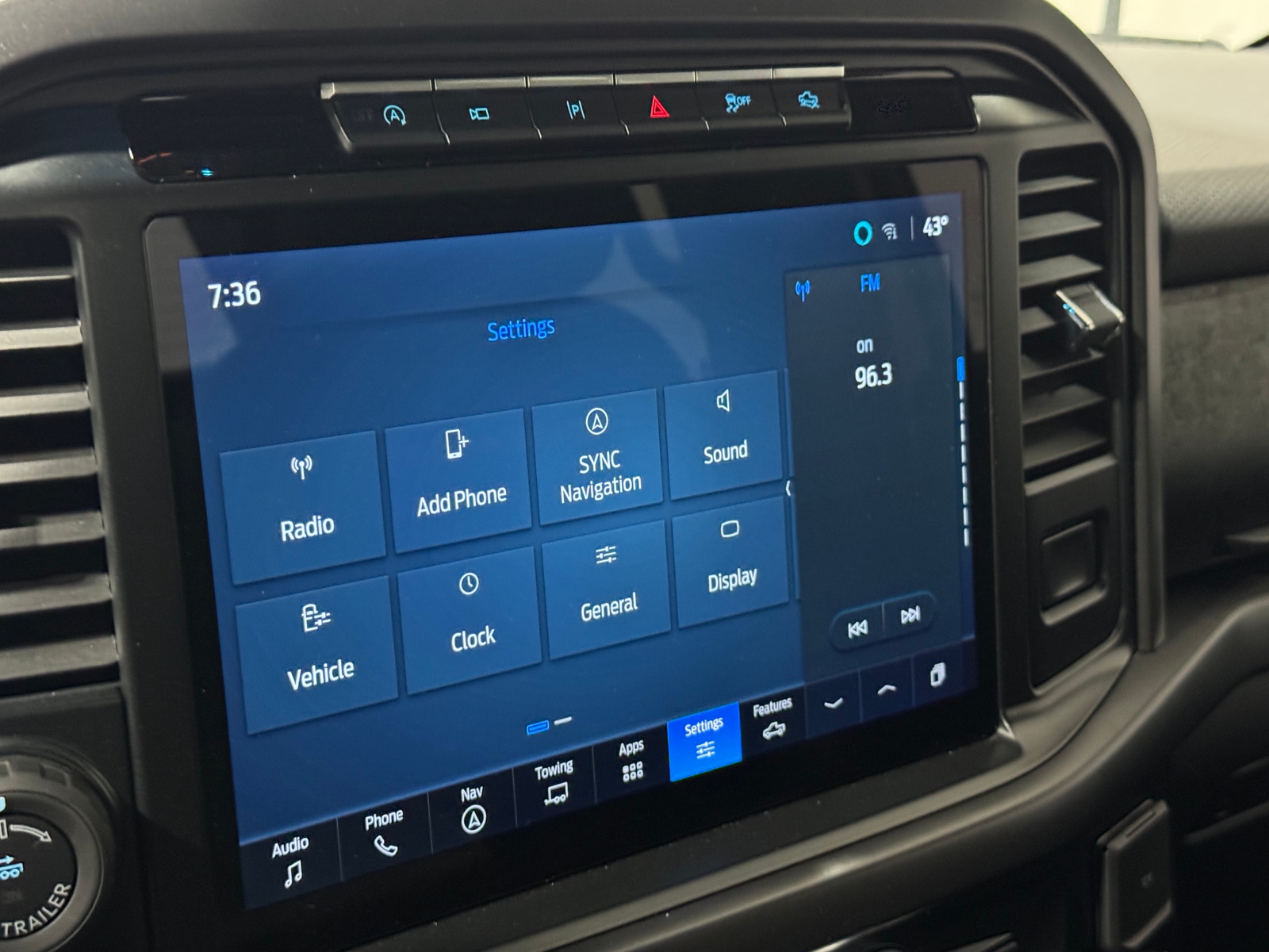 Thumbnail: 2024 Ford Econoline - 4