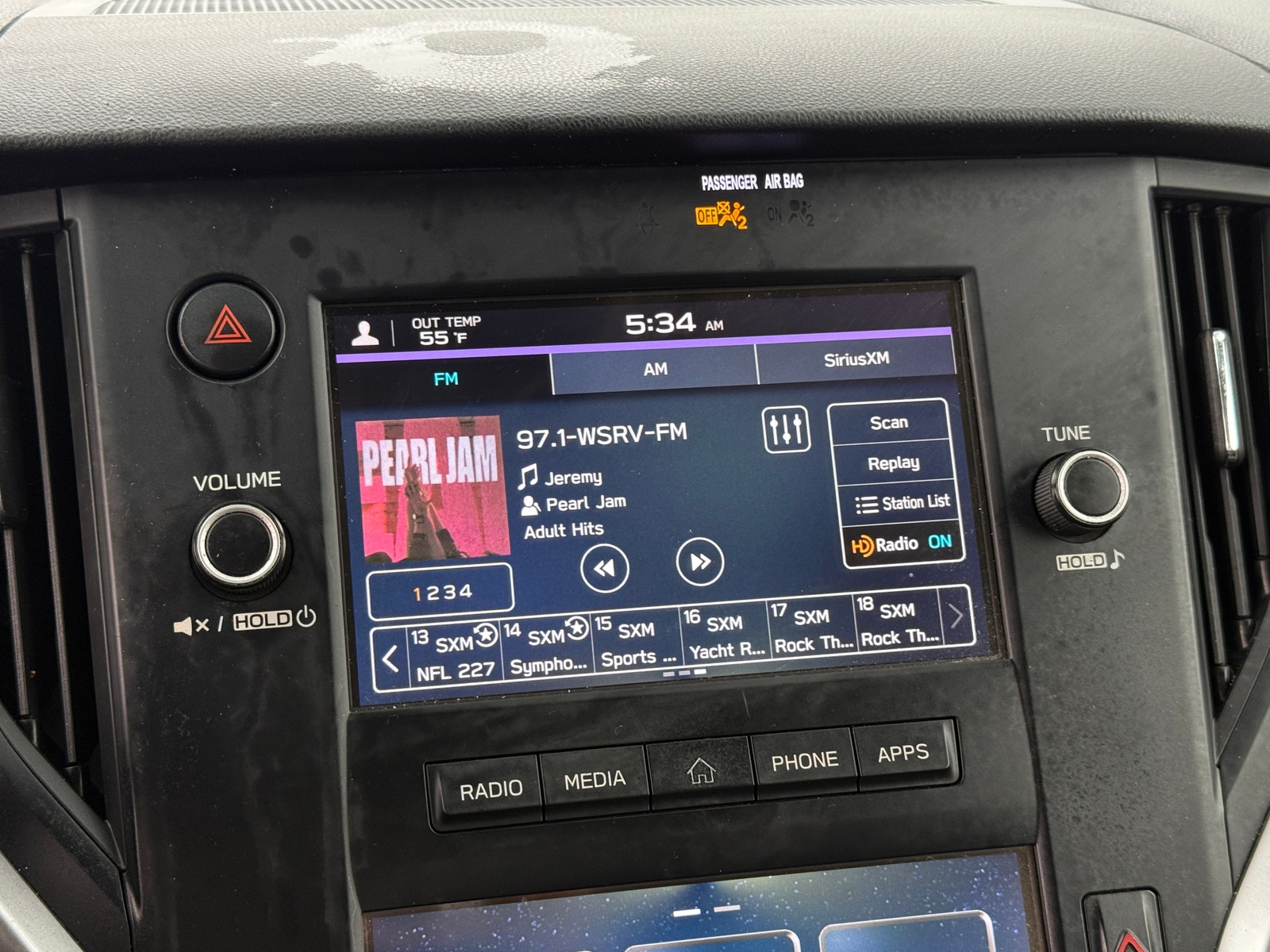 Thumbnail: 2020 Subaru Legacy - 4