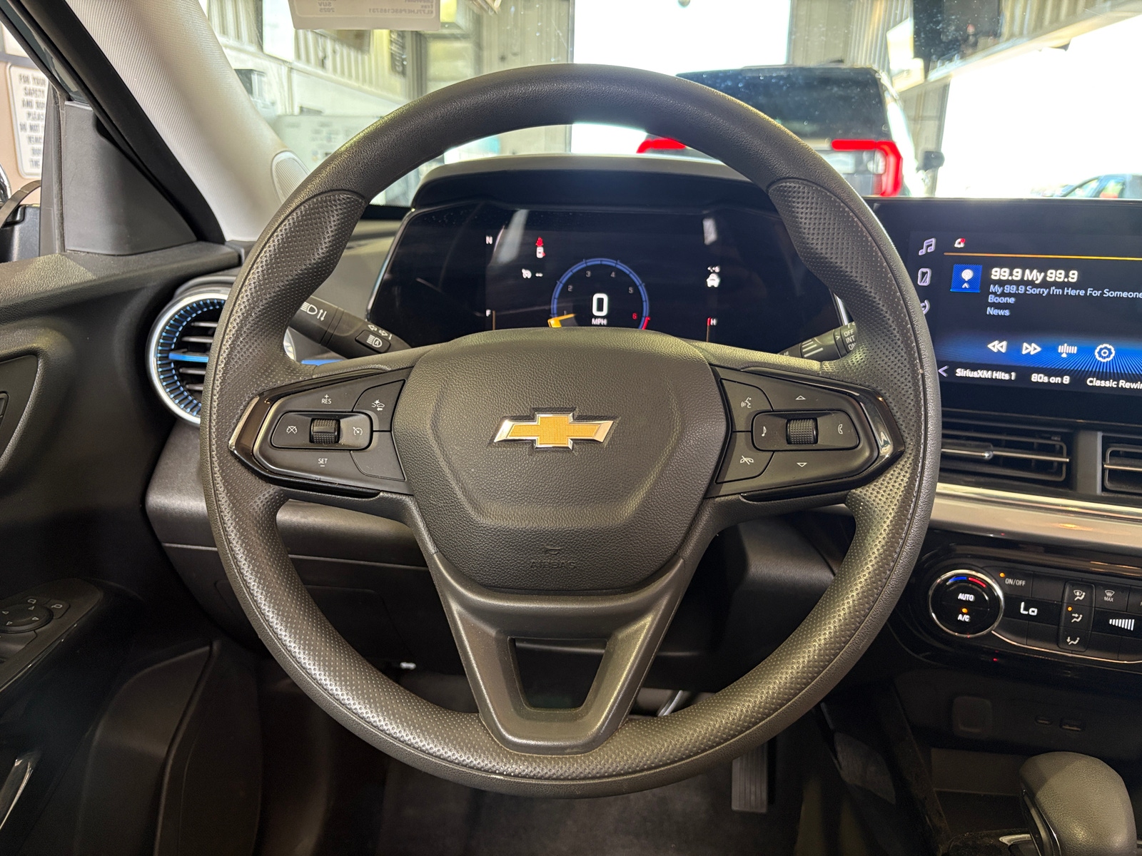 Thumbnail: 2025 Chevrolet Trax - 5