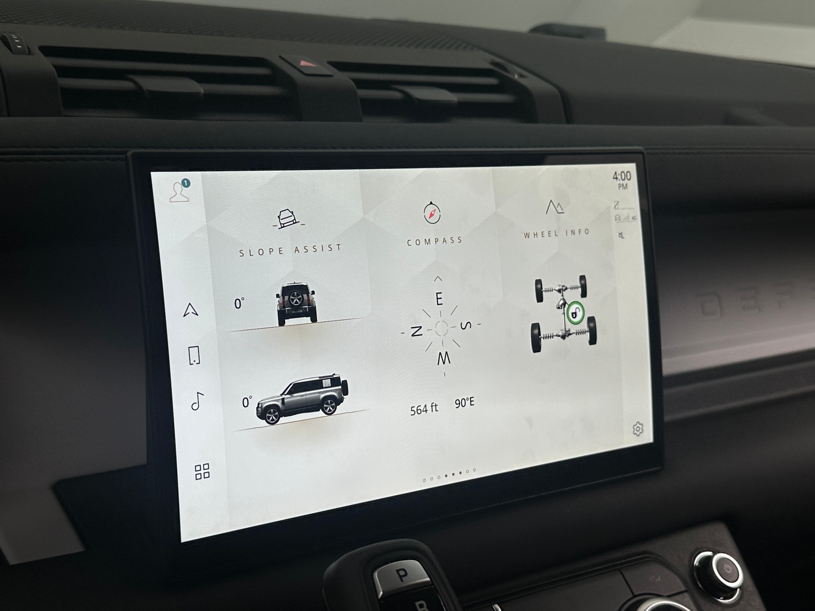 Thumbnail: 2025 Land Rover Defender - 3