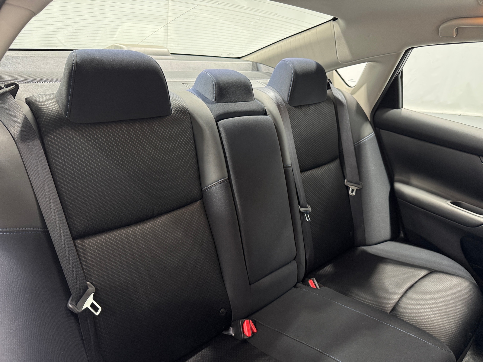 Thumbnail: 2017 Nissan Altima - 6