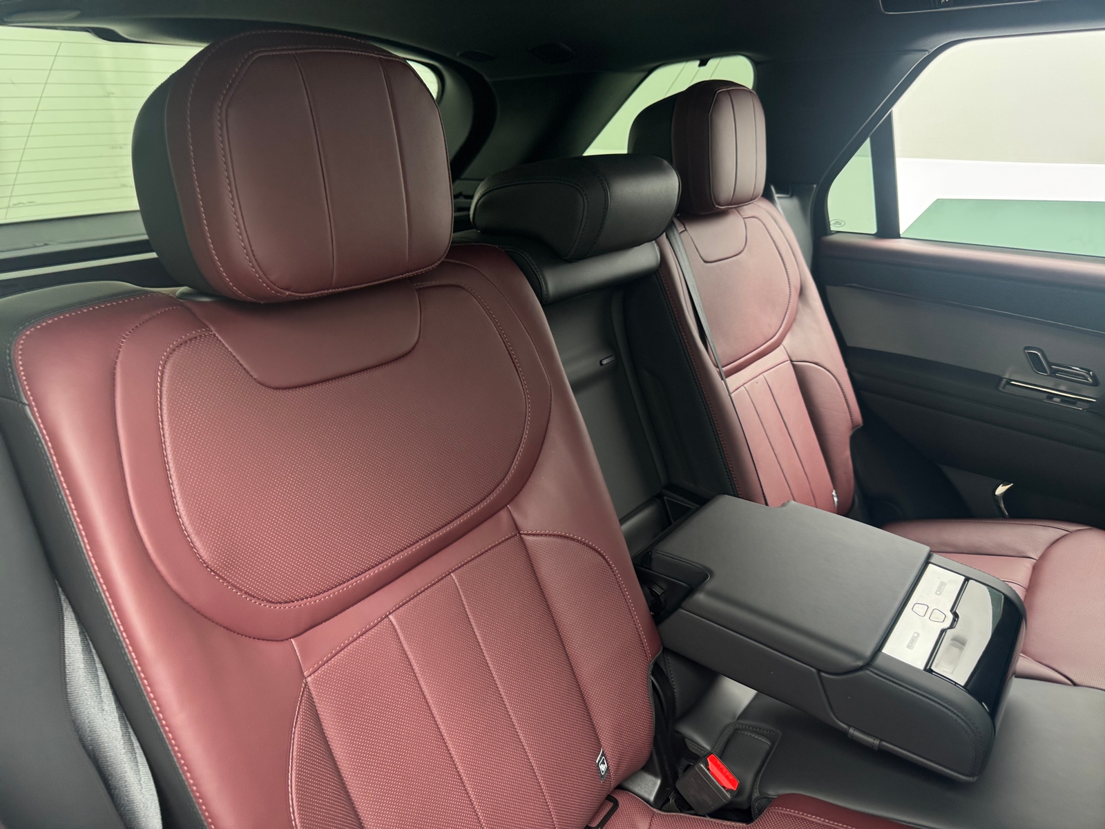 Thumbnail: 2024 Land Rover Range Rover Sport - 5