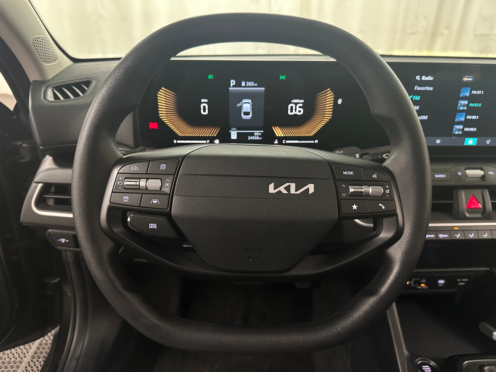 Thumbnail: 2025 Kia K4 - 5