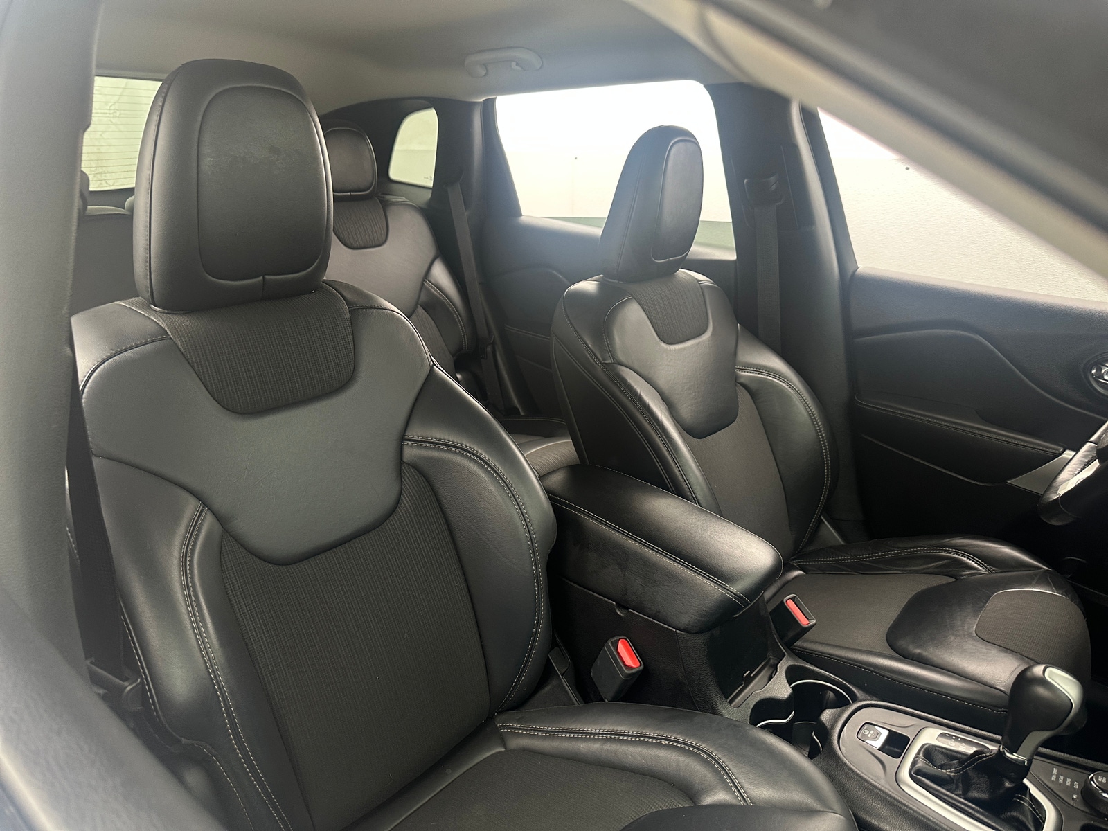 Thumbnail: 2018 Jeep Cherokee - 2