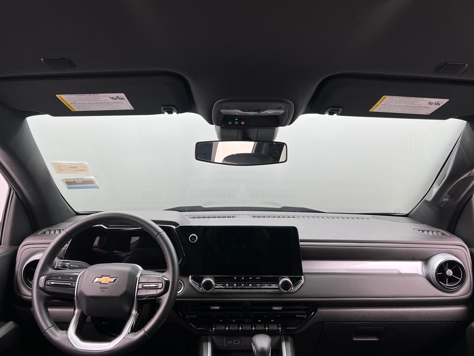 Thumbnail: 2024 Chevrolet Colorado - 3