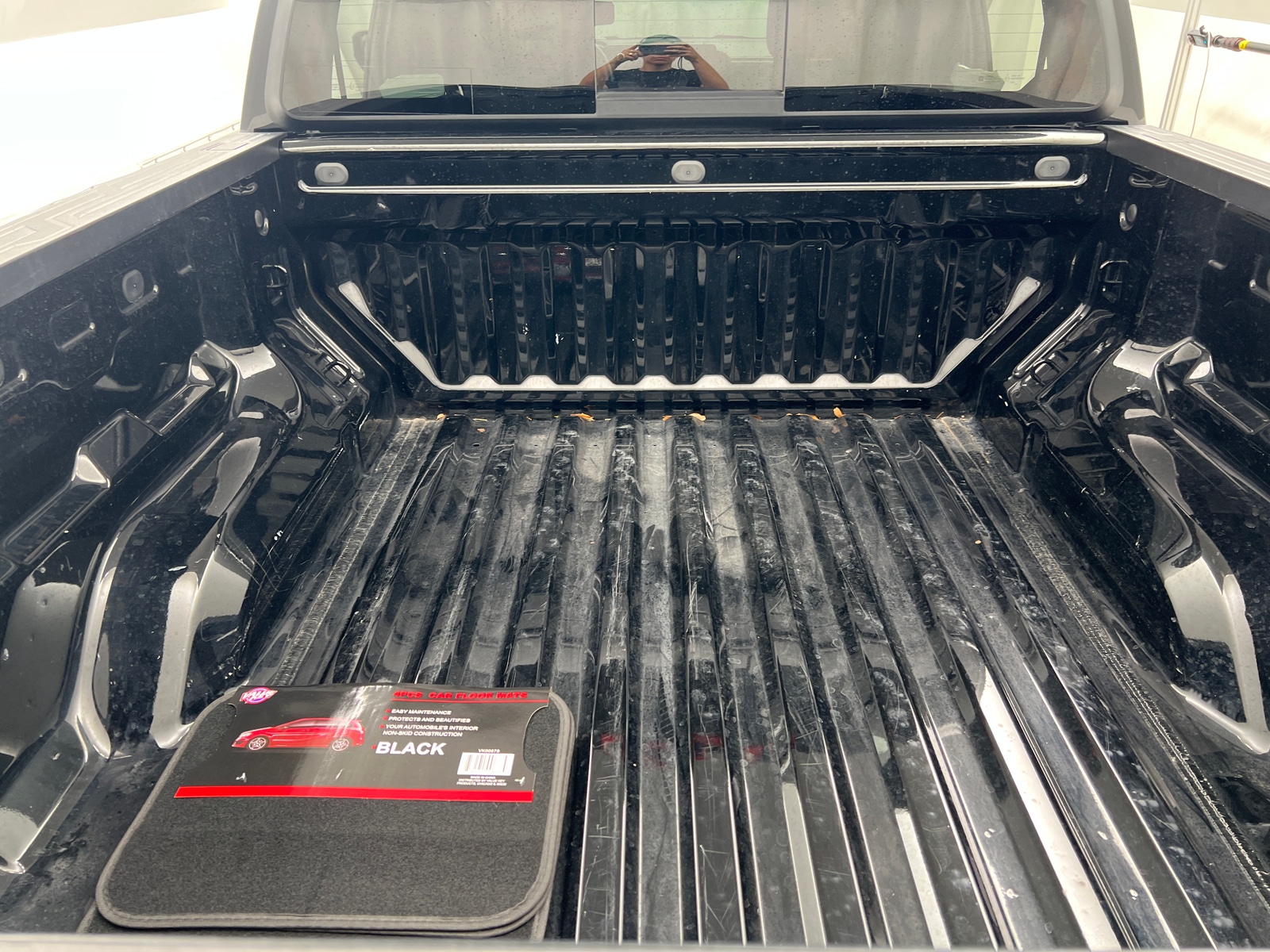 Thumbnail: 2024 Chevrolet Colorado - 7