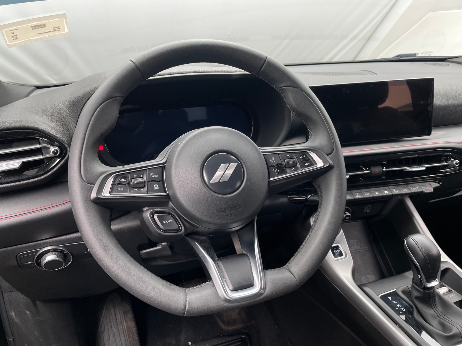 Thumbnail: 2024 Dodge Hornet - 4