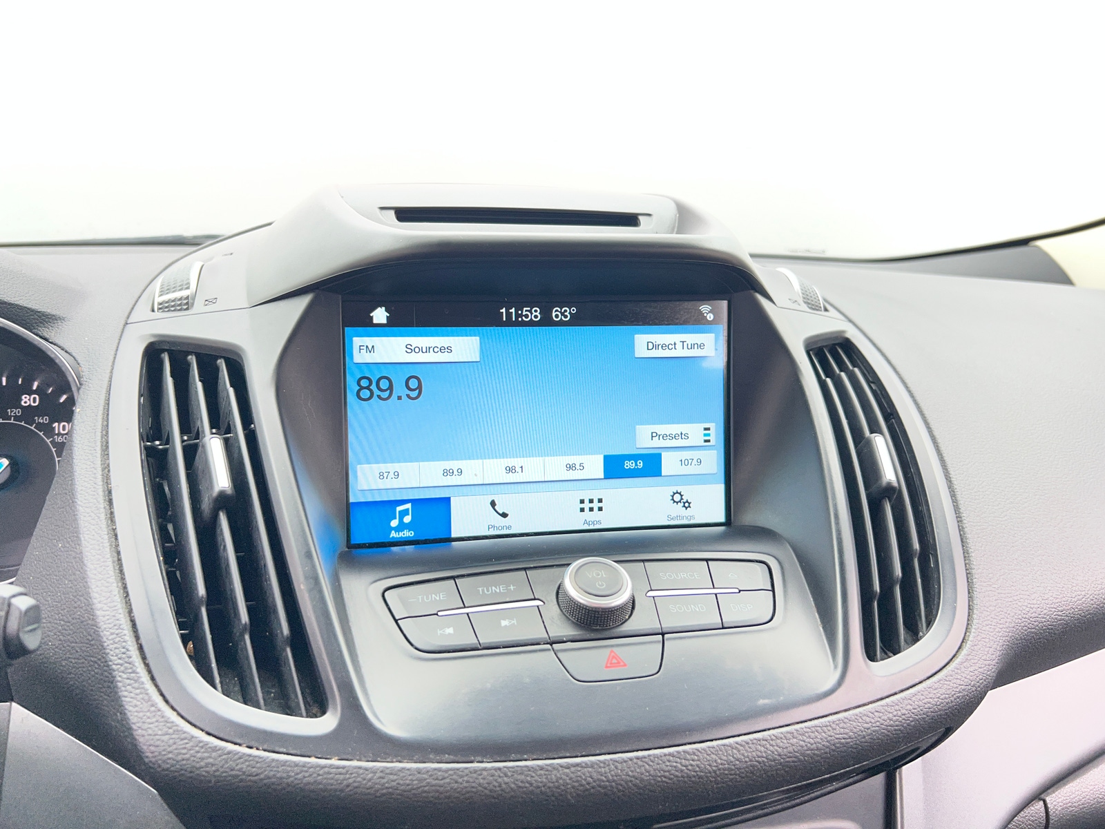 Thumbnail: 2018 Ford Escape - 3