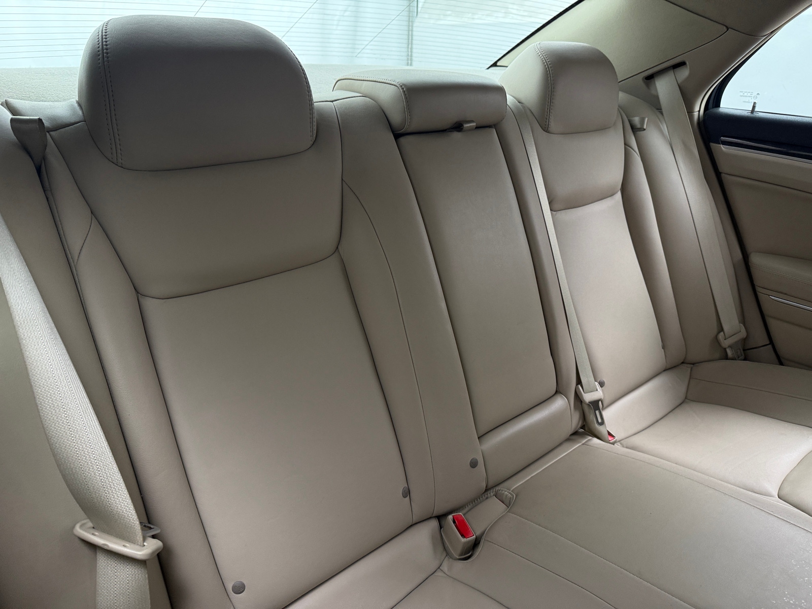 Thumbnail: 2012 Chrysler 300 - 5