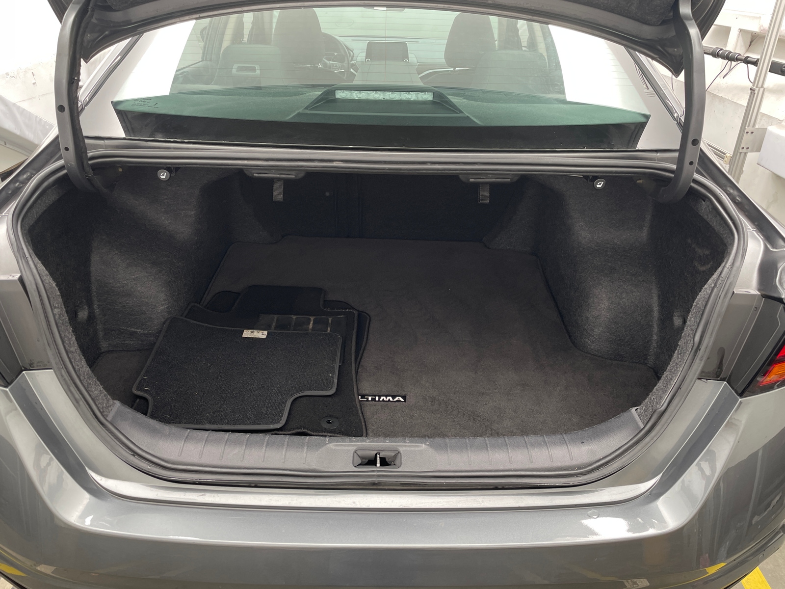 Thumbnail: 2025 Nissan Altima - 7