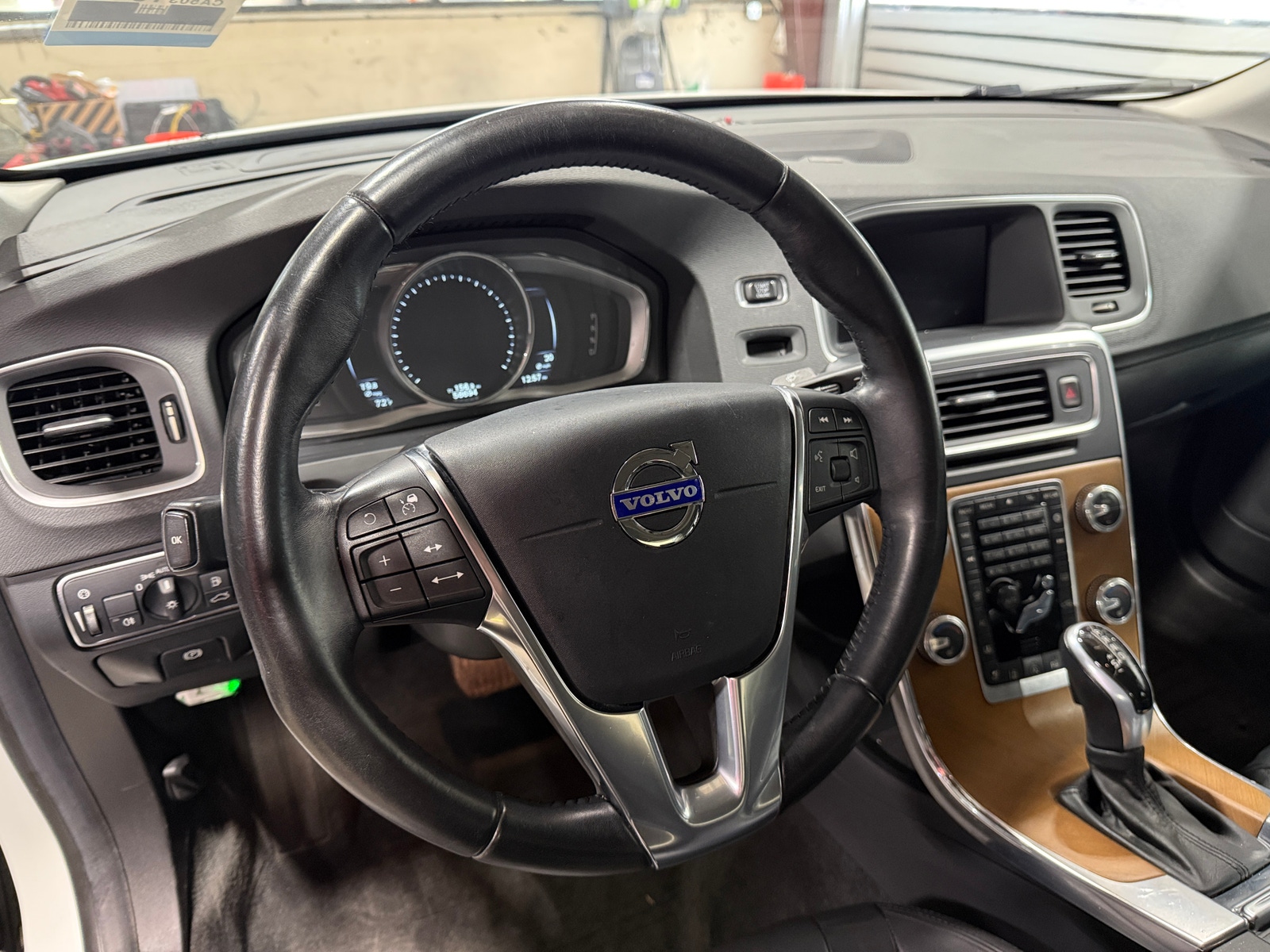 Thumbnail: 2016 Volvo S60 - 4
