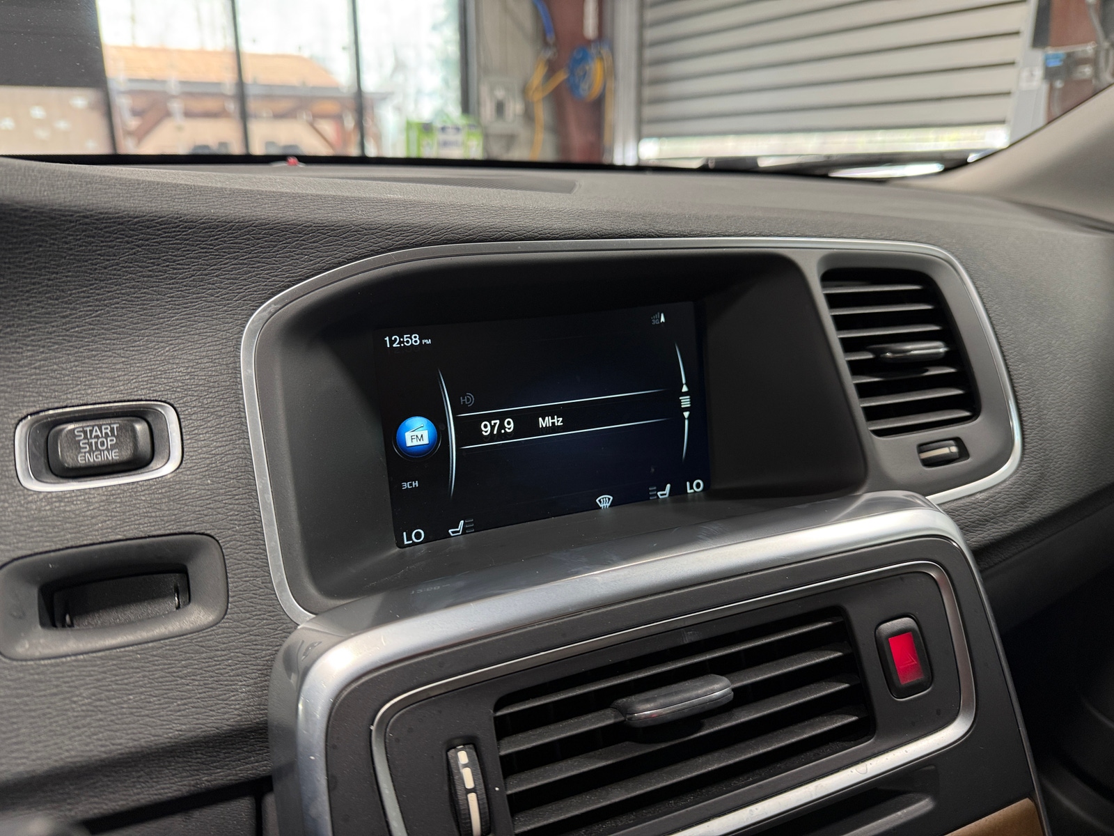 Thumbnail: 2016 Volvo S60 - 3