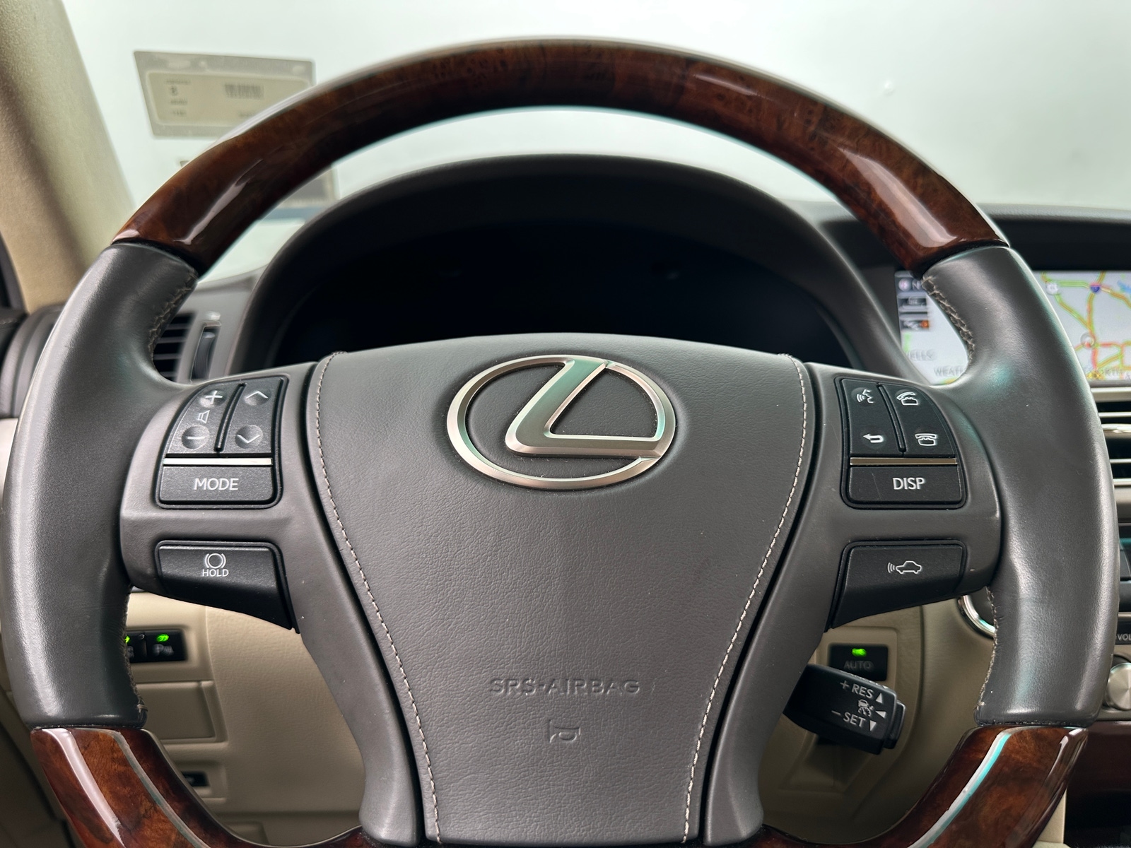 Thumbnail: 2017 Lexus LS - 4