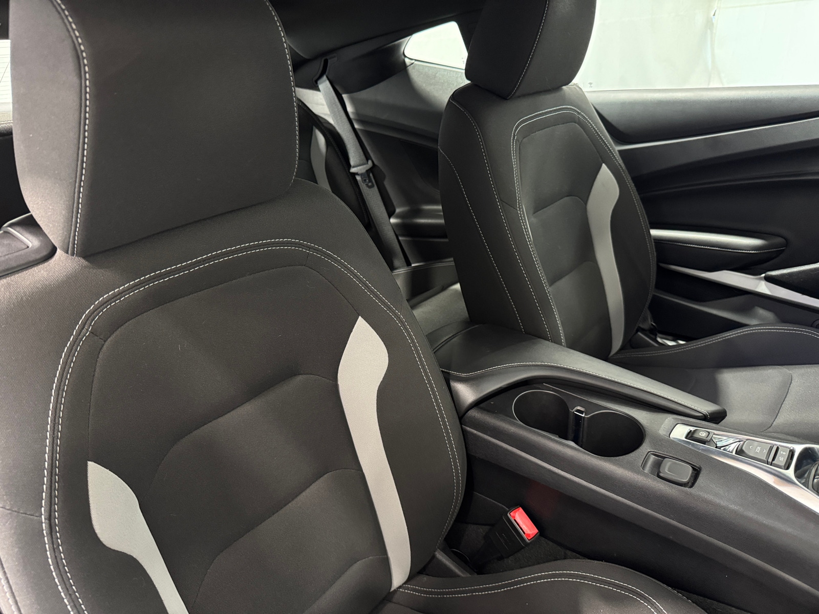 Thumbnail: 2019 Chevrolet Camaro - 2