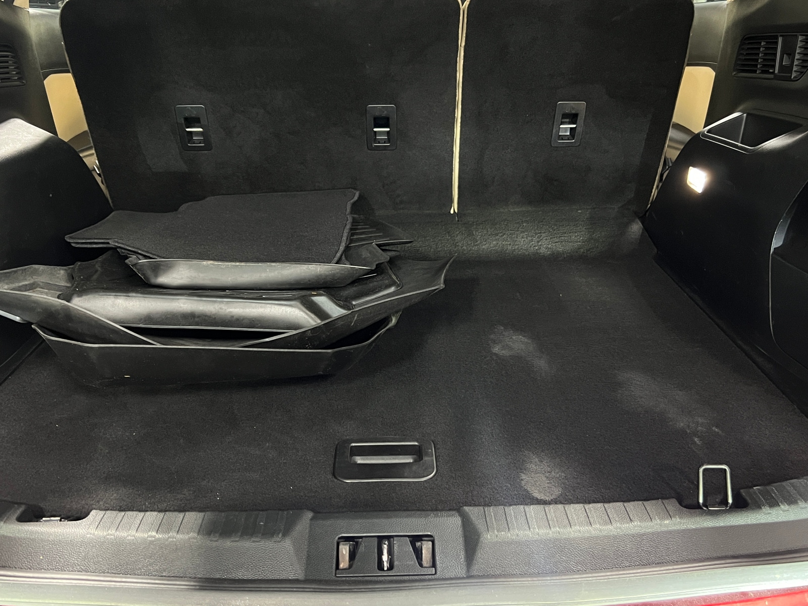 Thumbnail: 2019 Ford Edge - 6