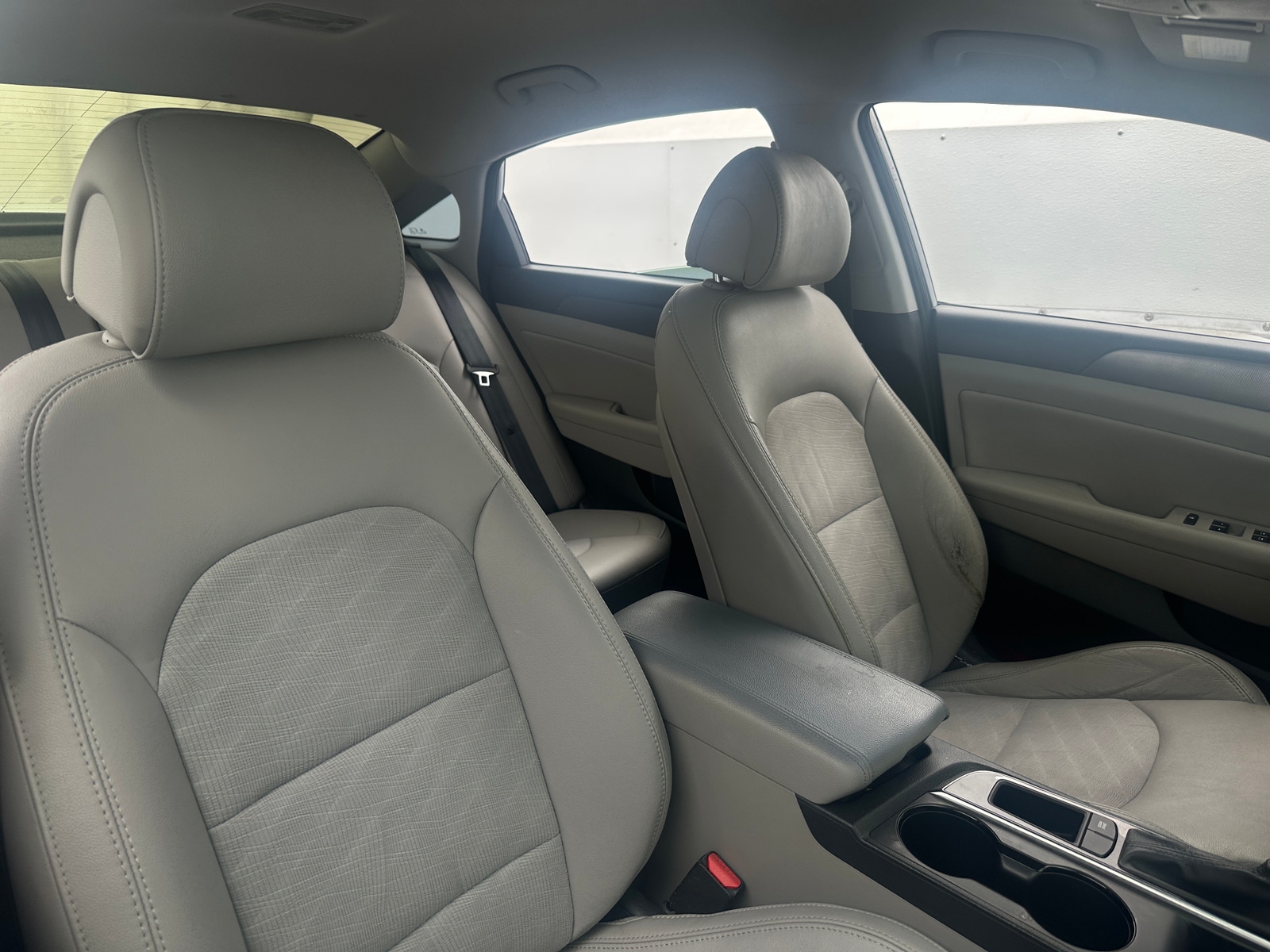 Thumbnail: 2015 Hyundai Sonata - 2