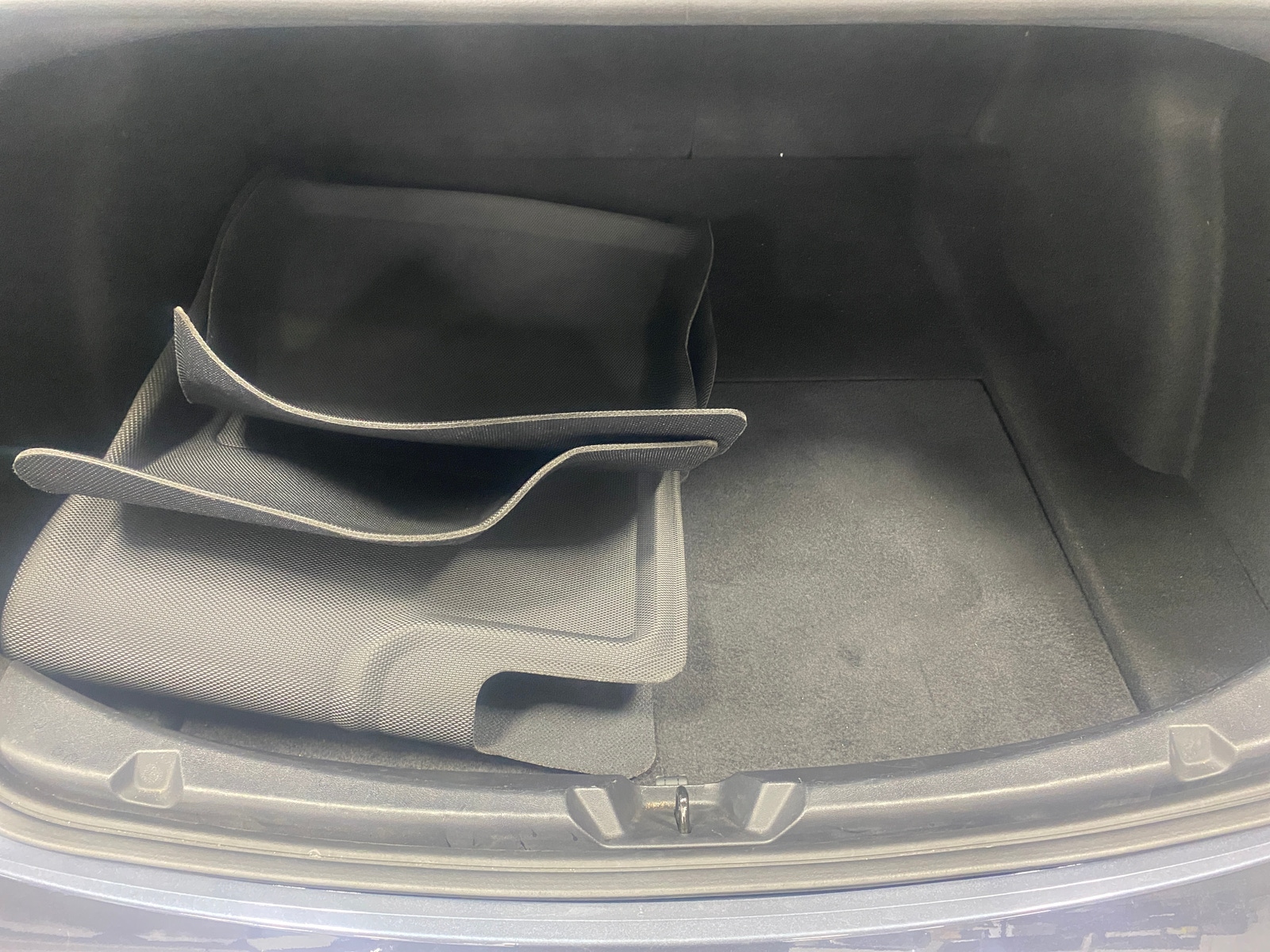 Thumbnail: 2022 Tesla Model 3 - 6