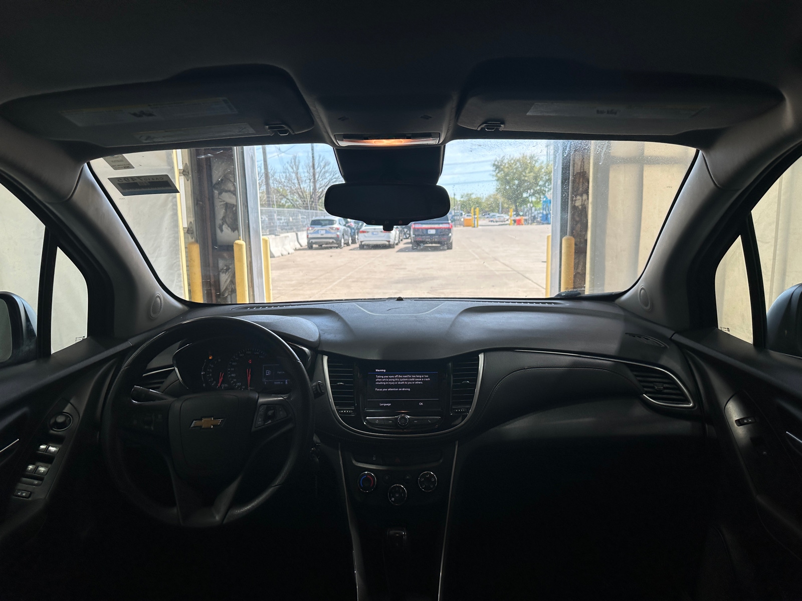 Thumbnail: 2020 Chevrolet Trax - 3