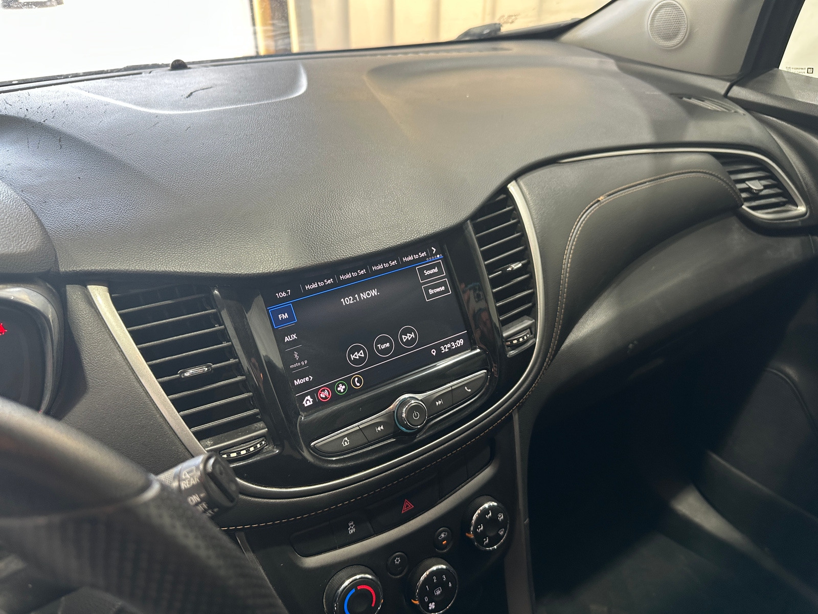 Thumbnail: 2020 Chevrolet Trax - 4