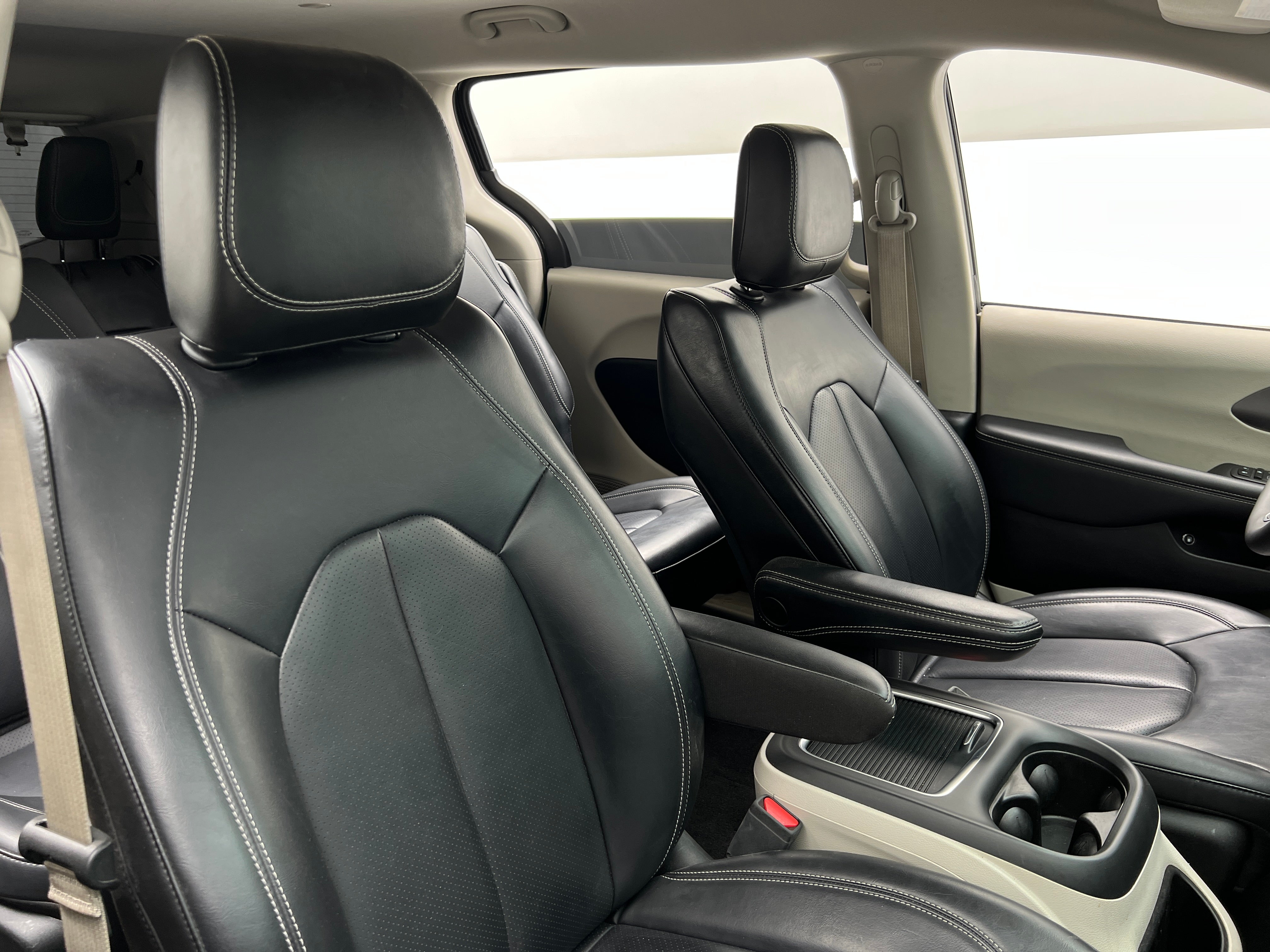 2023 Chrysler Pacifica Hybrid