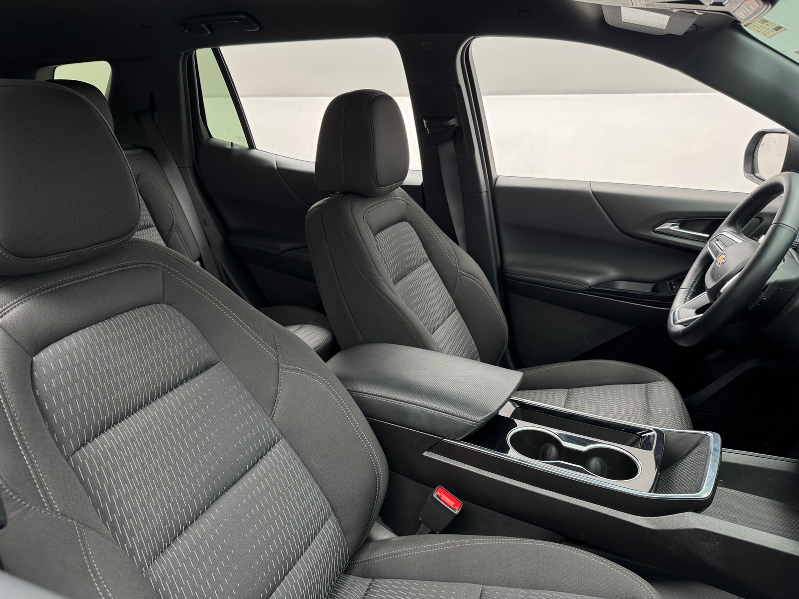 Thumbnail: 2025 Chevrolet Equinox - 2