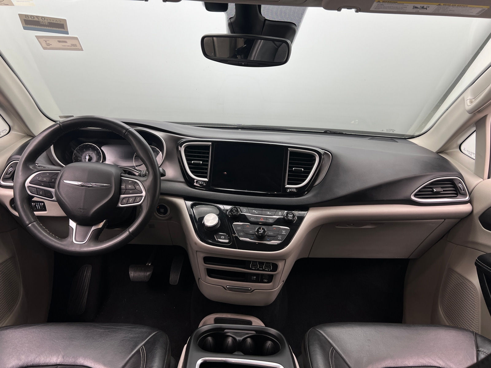 Thumbnail: 2022 Chrysler Pacifica - 2