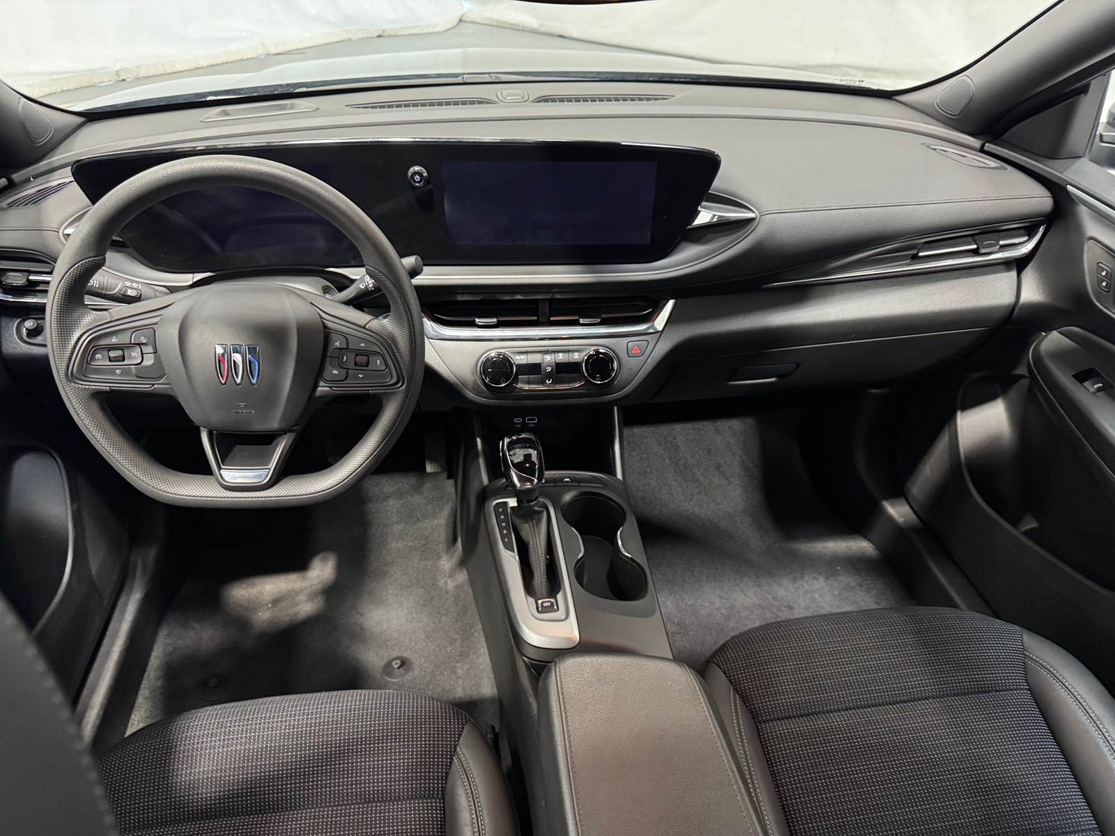 Thumbnail: 2025 Buick Envista - 3