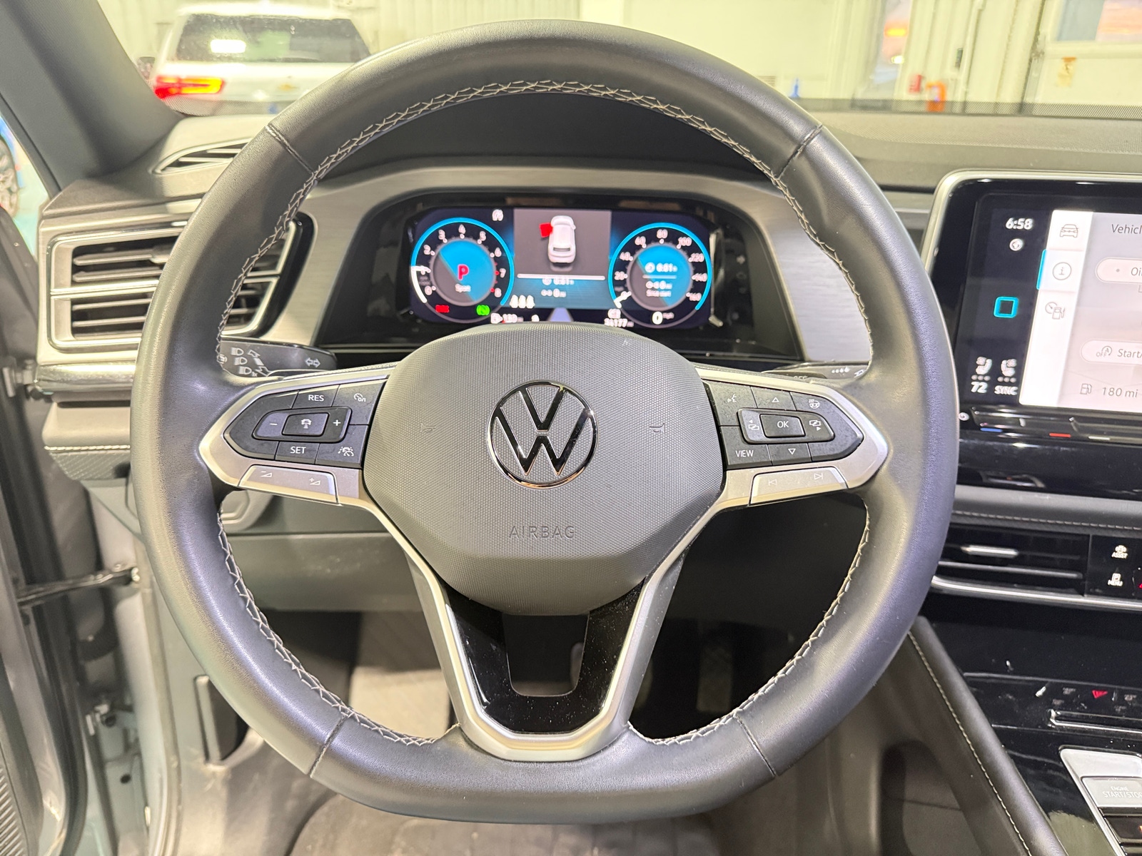 Thumbnail: 2025 Volkswagen Atlas - 4