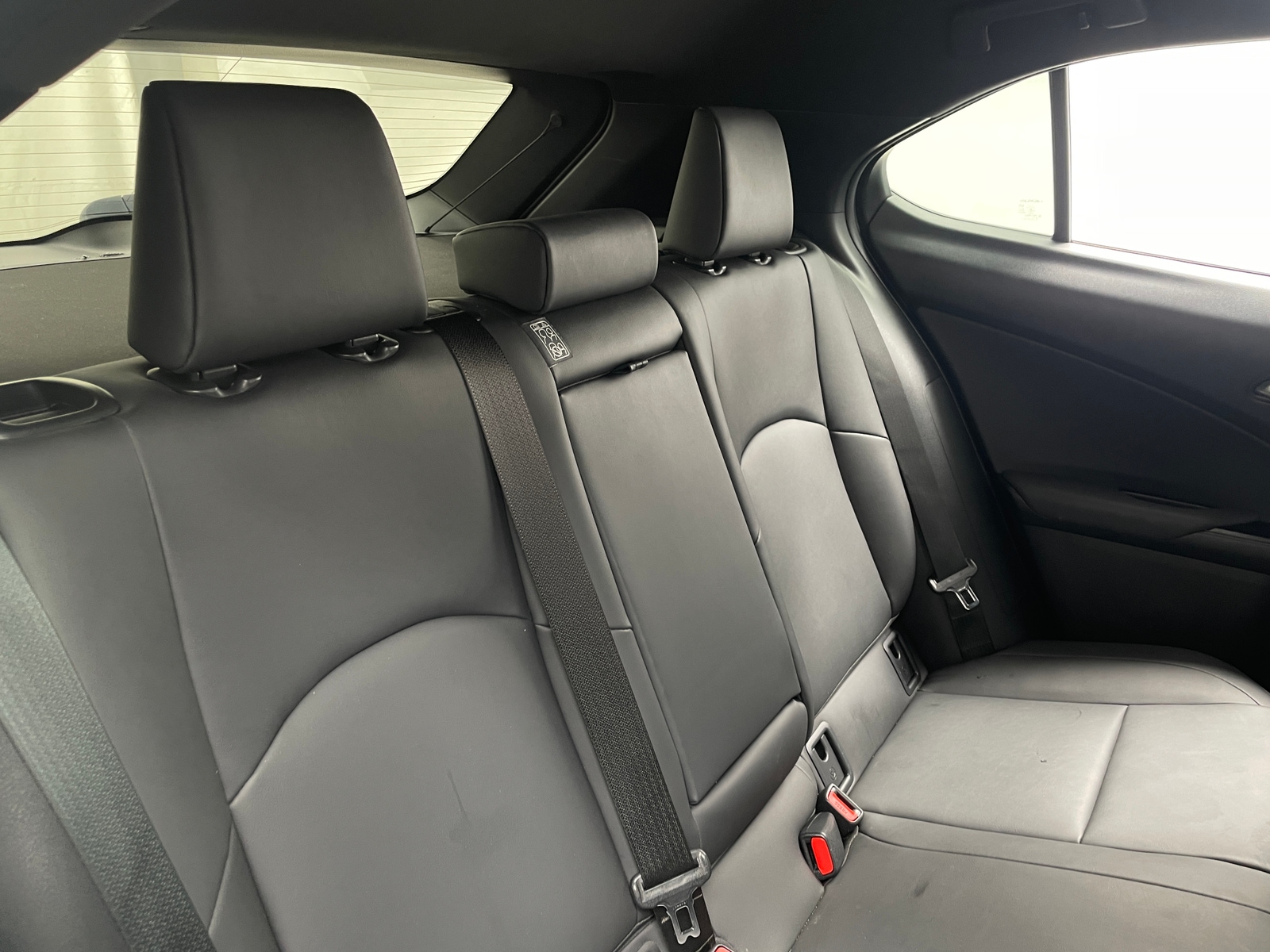 Thumbnail: 2023 Lexus UX - 5